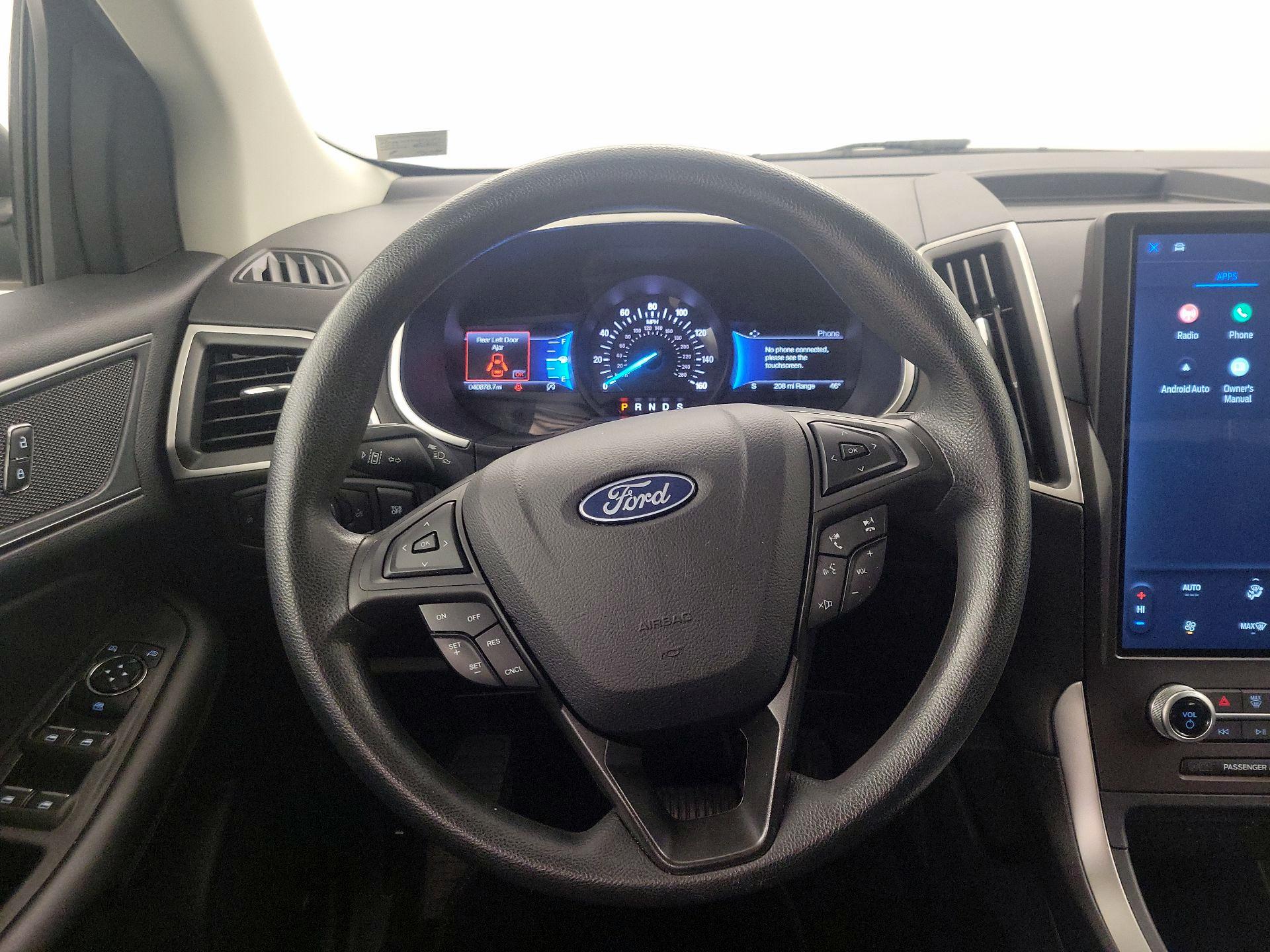 Thumbnail: 2021 Ford Edge - 10