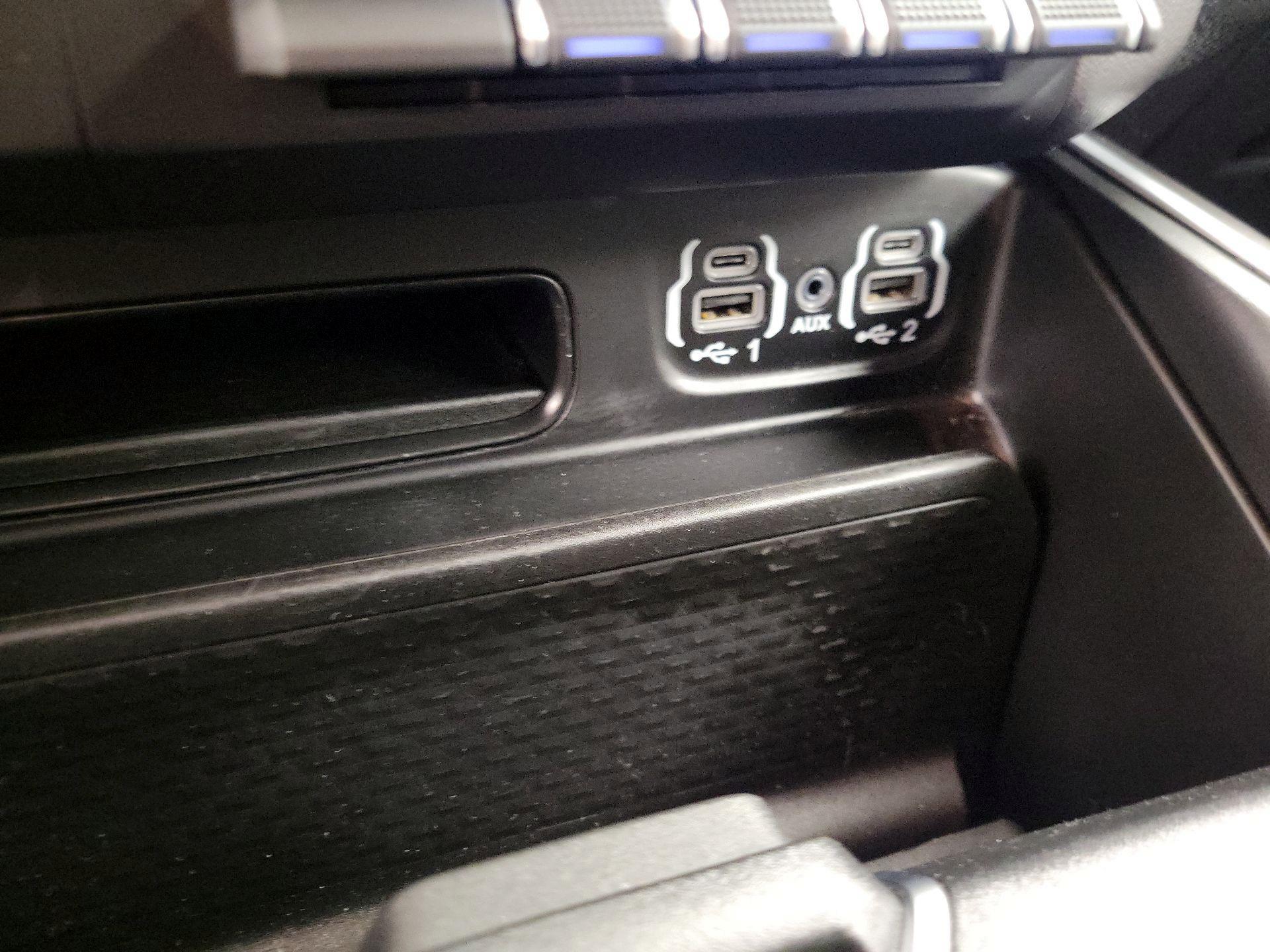 Thumbnail: 2021 RAM 1500 - 19