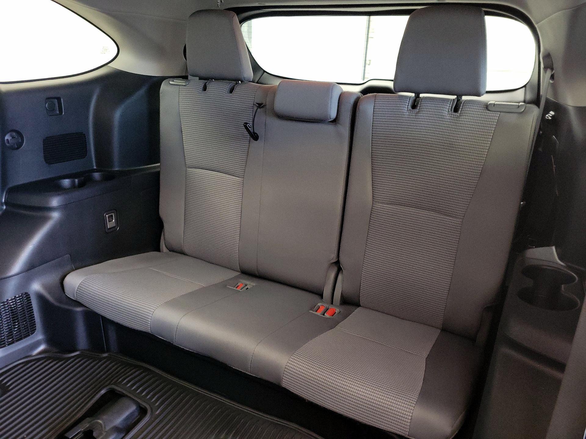 Thumbnail: 2022 Toyota Highlander - 20