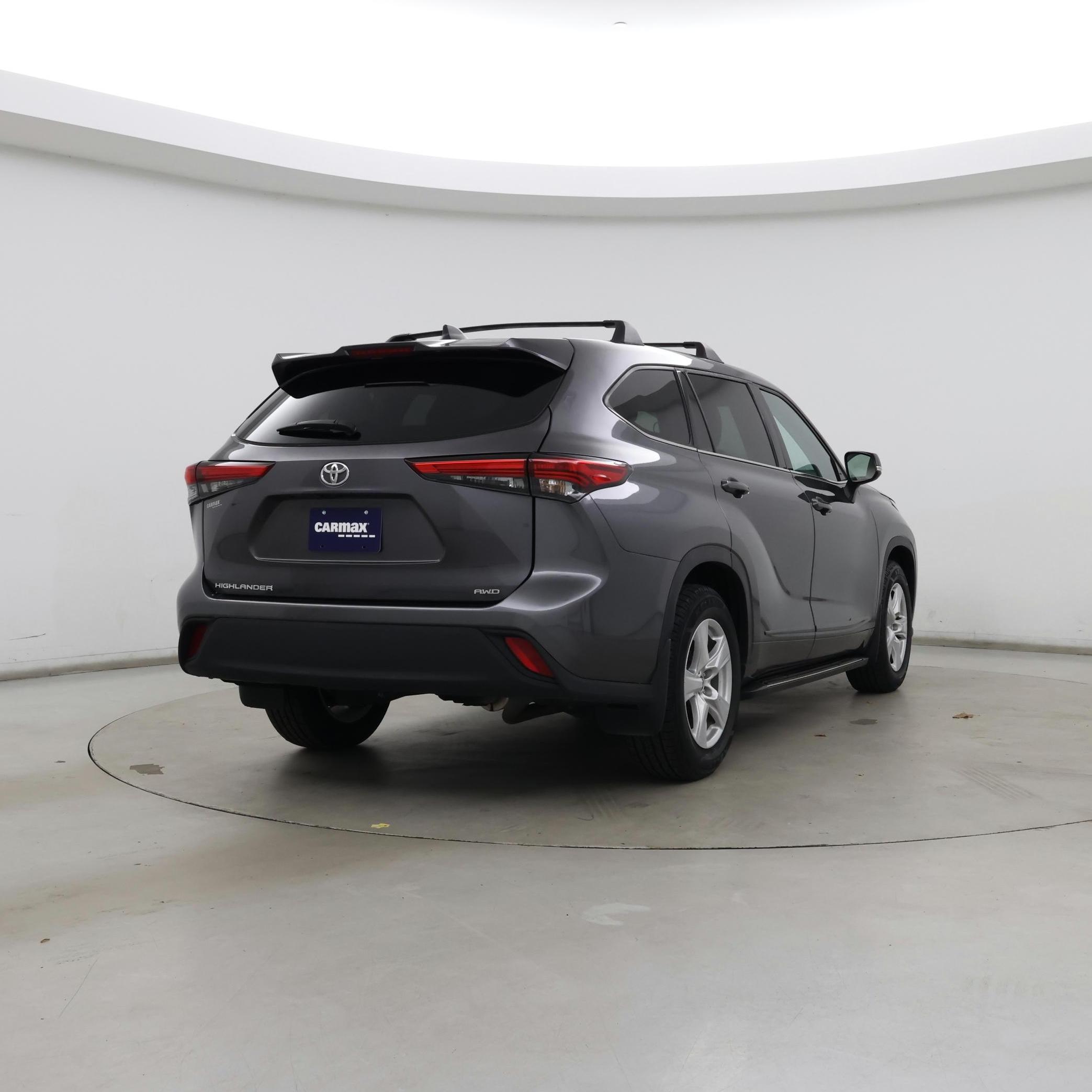 Thumbnail: 2022 Toyota Highlander - 8