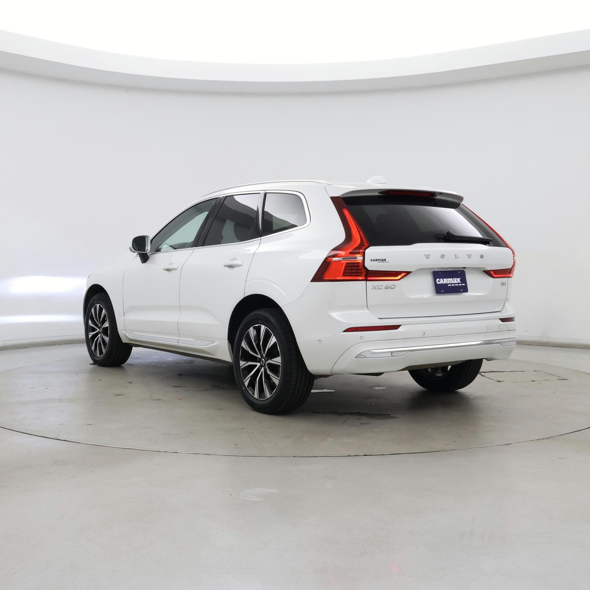 Thumbnail: 2023 Volvo XC60 - 2