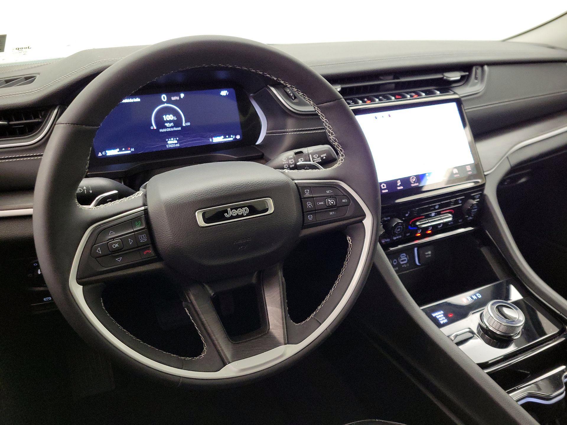 Thumbnail: 2023 Jeep Grand Cherokee - 9