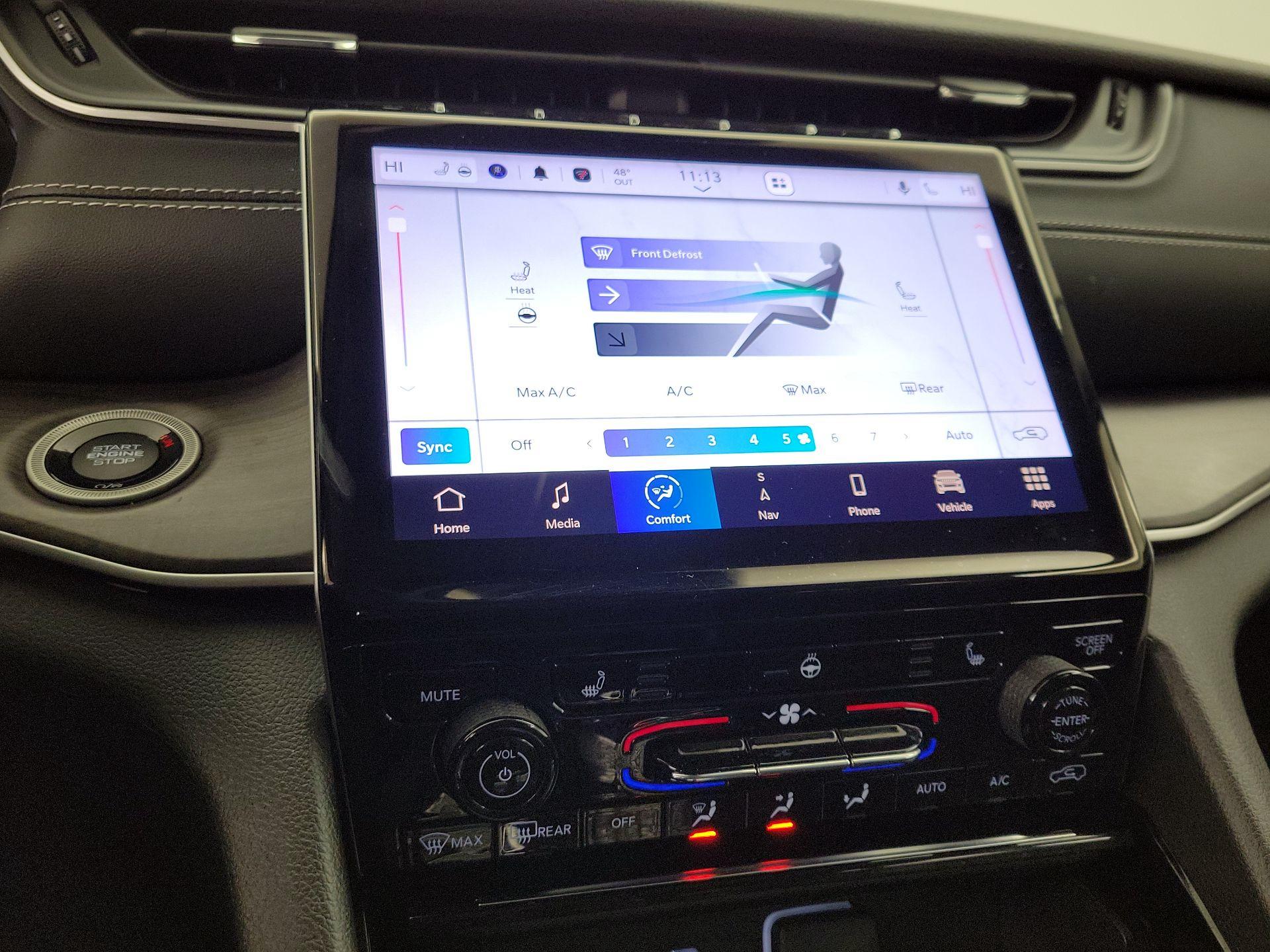 Thumbnail: 2023 Jeep Grand Cherokee - 17