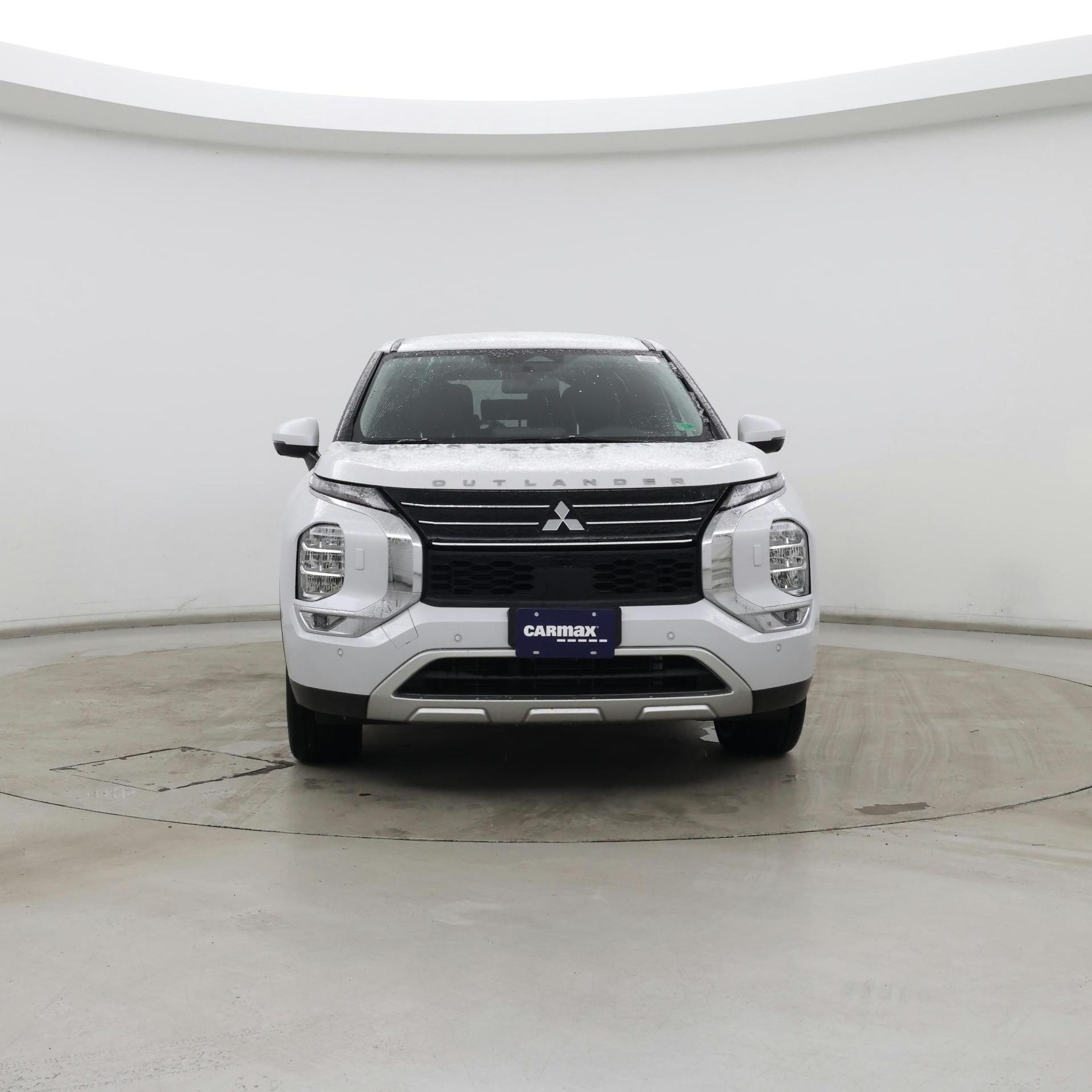 Thumbnail: 2023 Mitsubishi Outlander - 5