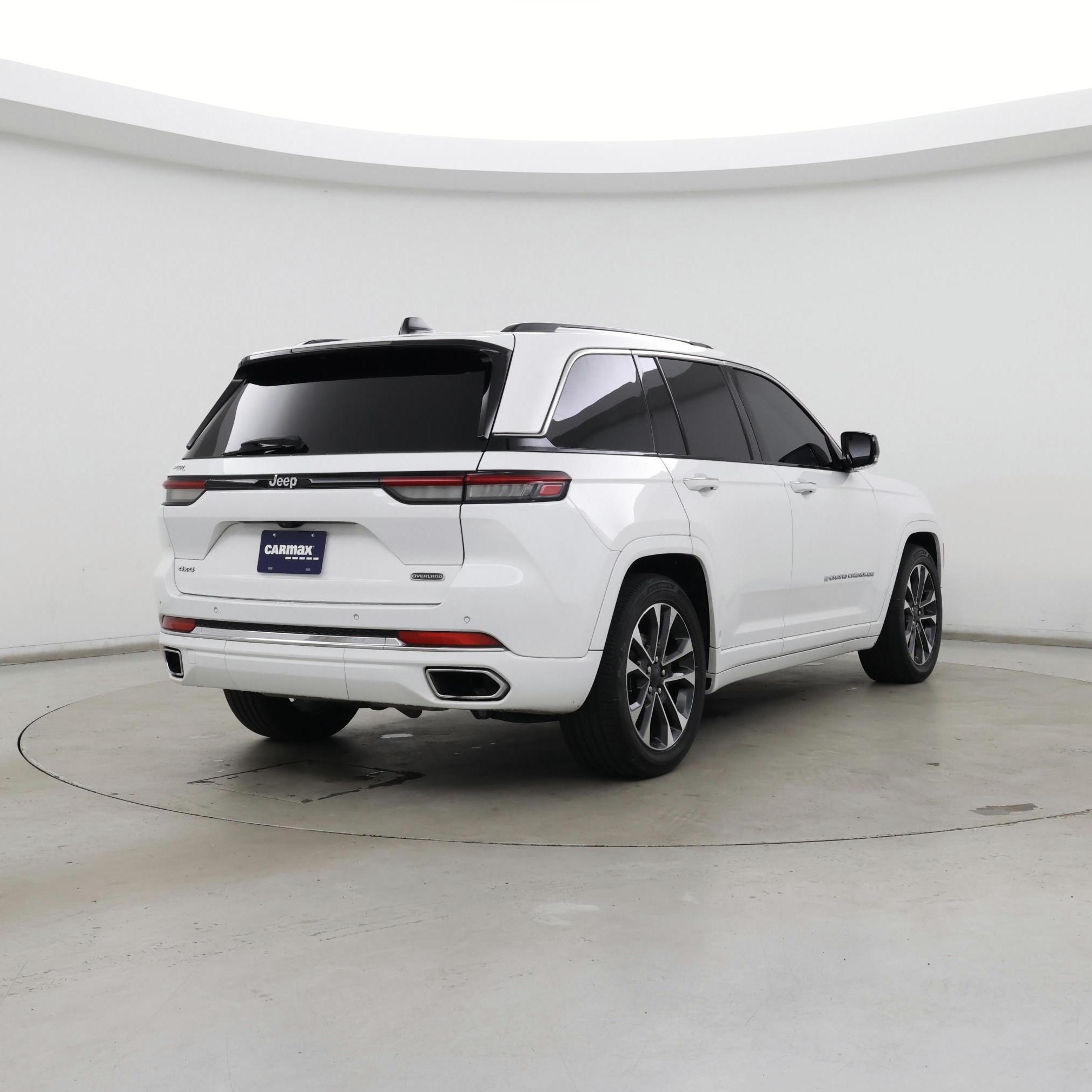 Thumbnail: 2023 Jeep Grand Cherokee - 8