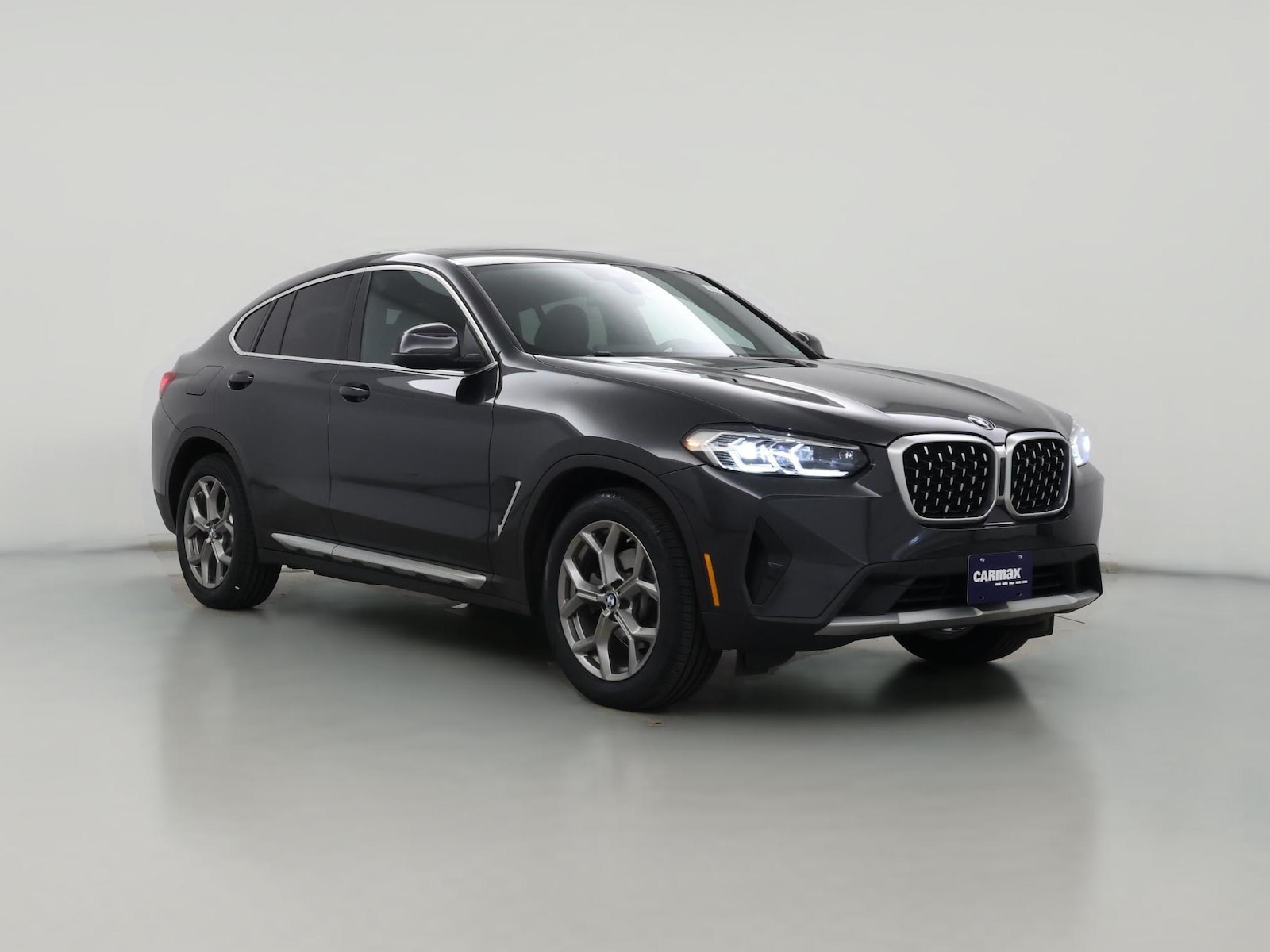 2023 BMW X4
