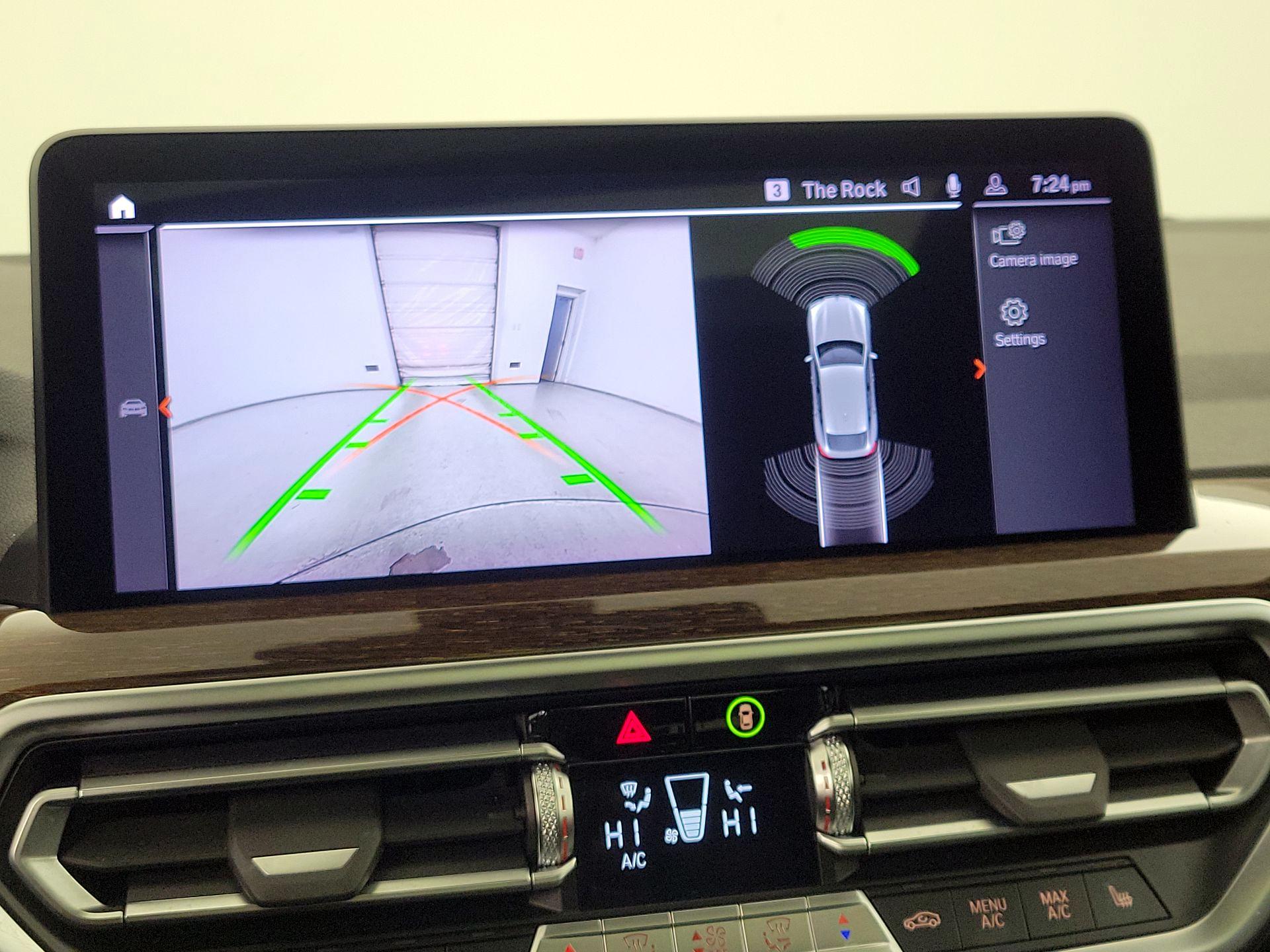 Thumbnail: 2023 BMW X4 - 15