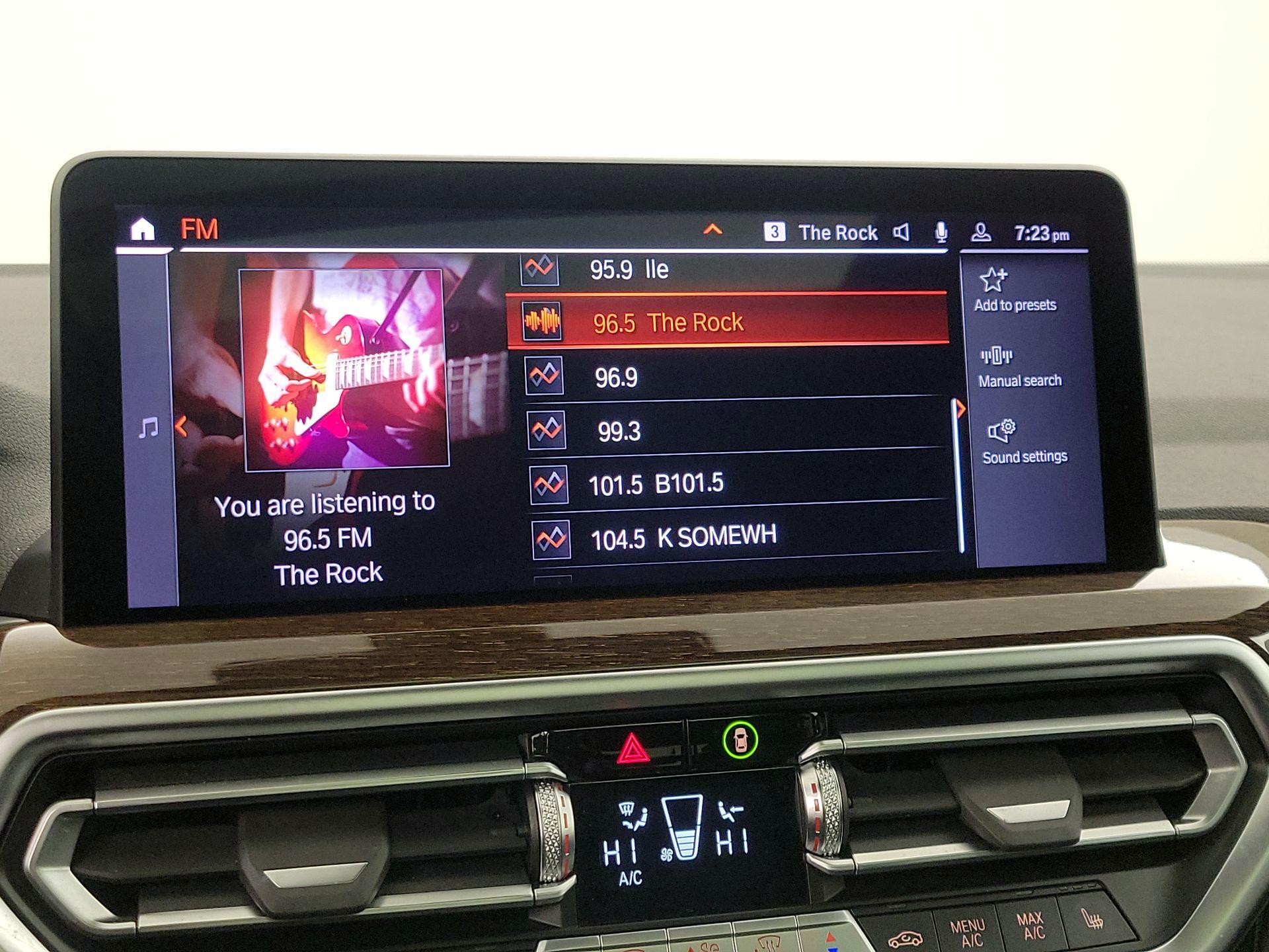 Thumbnail: 2023 BMW X4 - 16