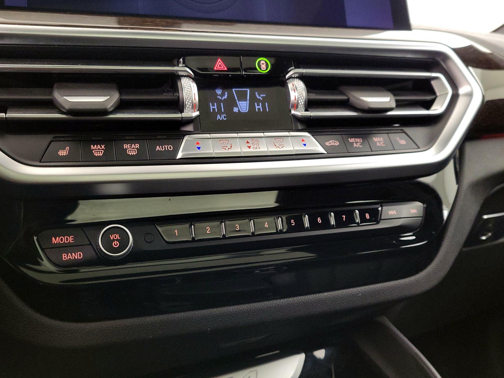 Thumbnail: 2023 BMW X4 - 17