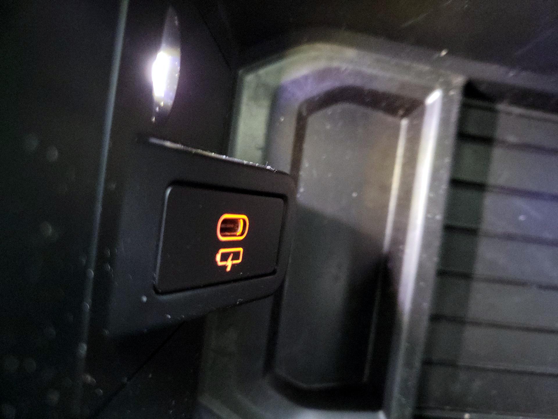 Thumbnail: 2023 BMW X4 - 19