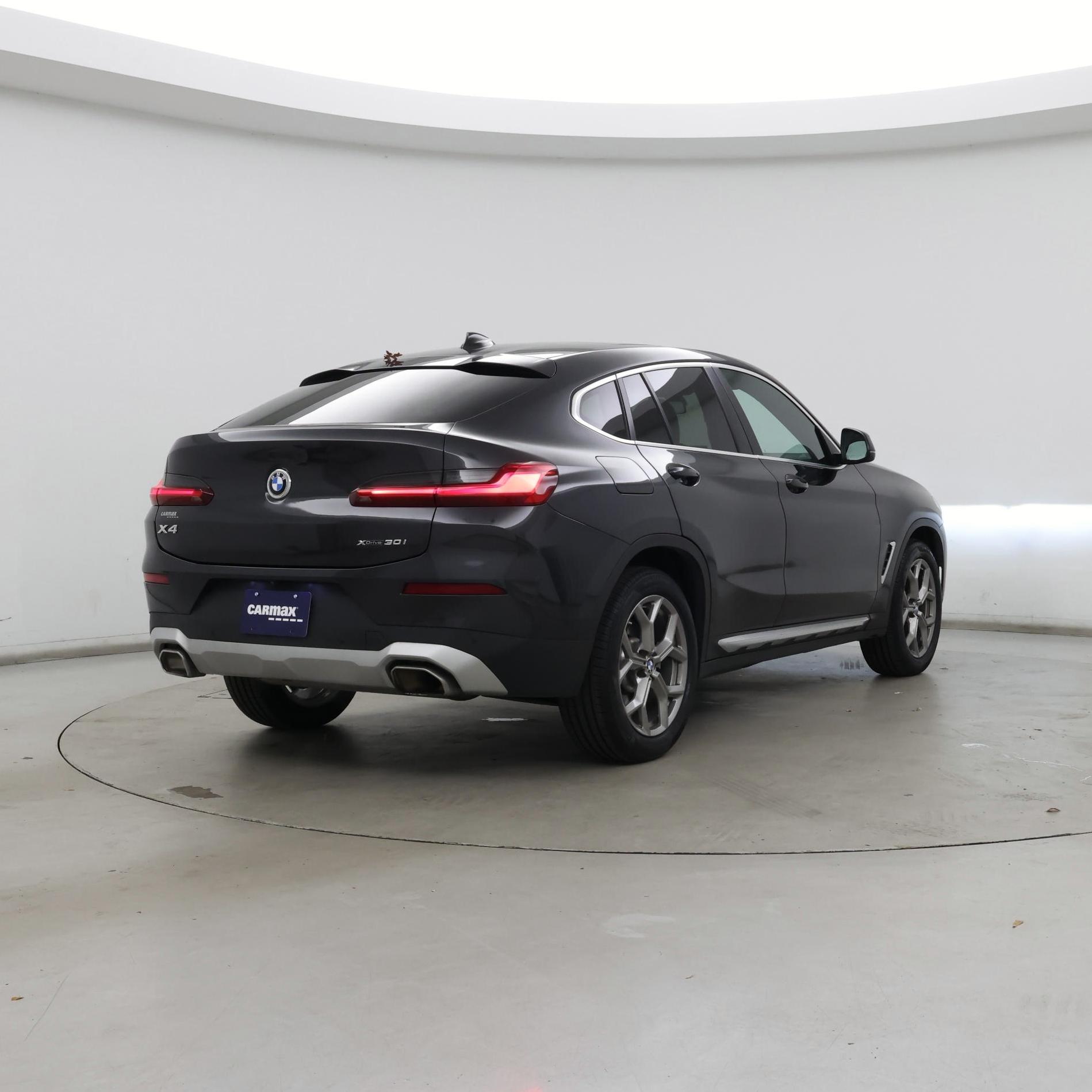 Thumbnail: 2023 BMW X4 - 8