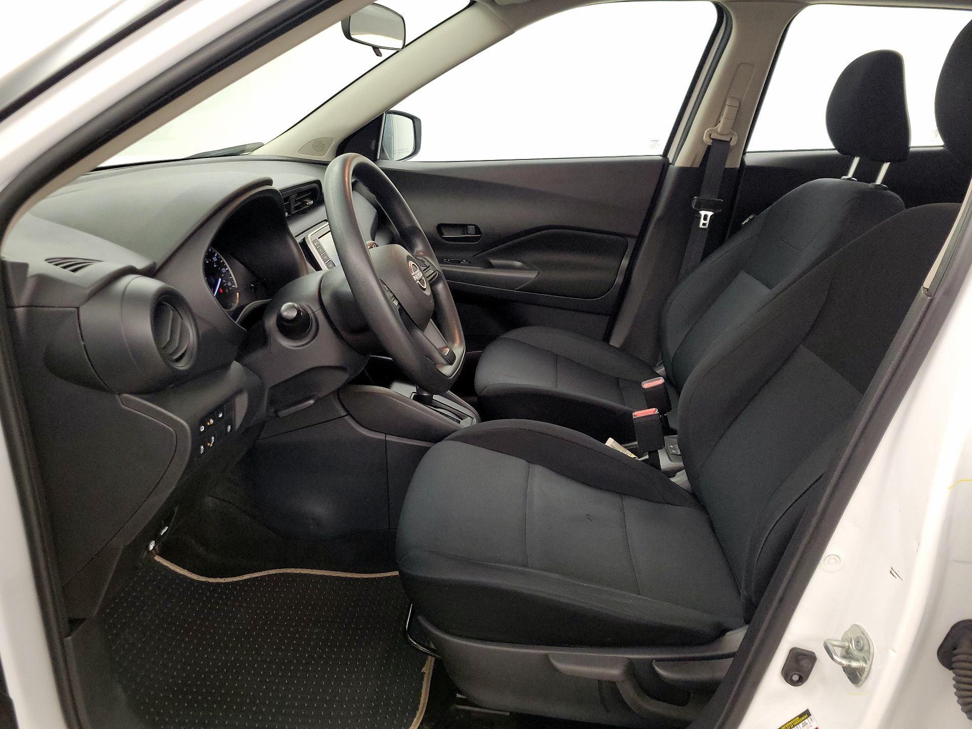 Thumbnail: 2023 Nissan Kicks - 11