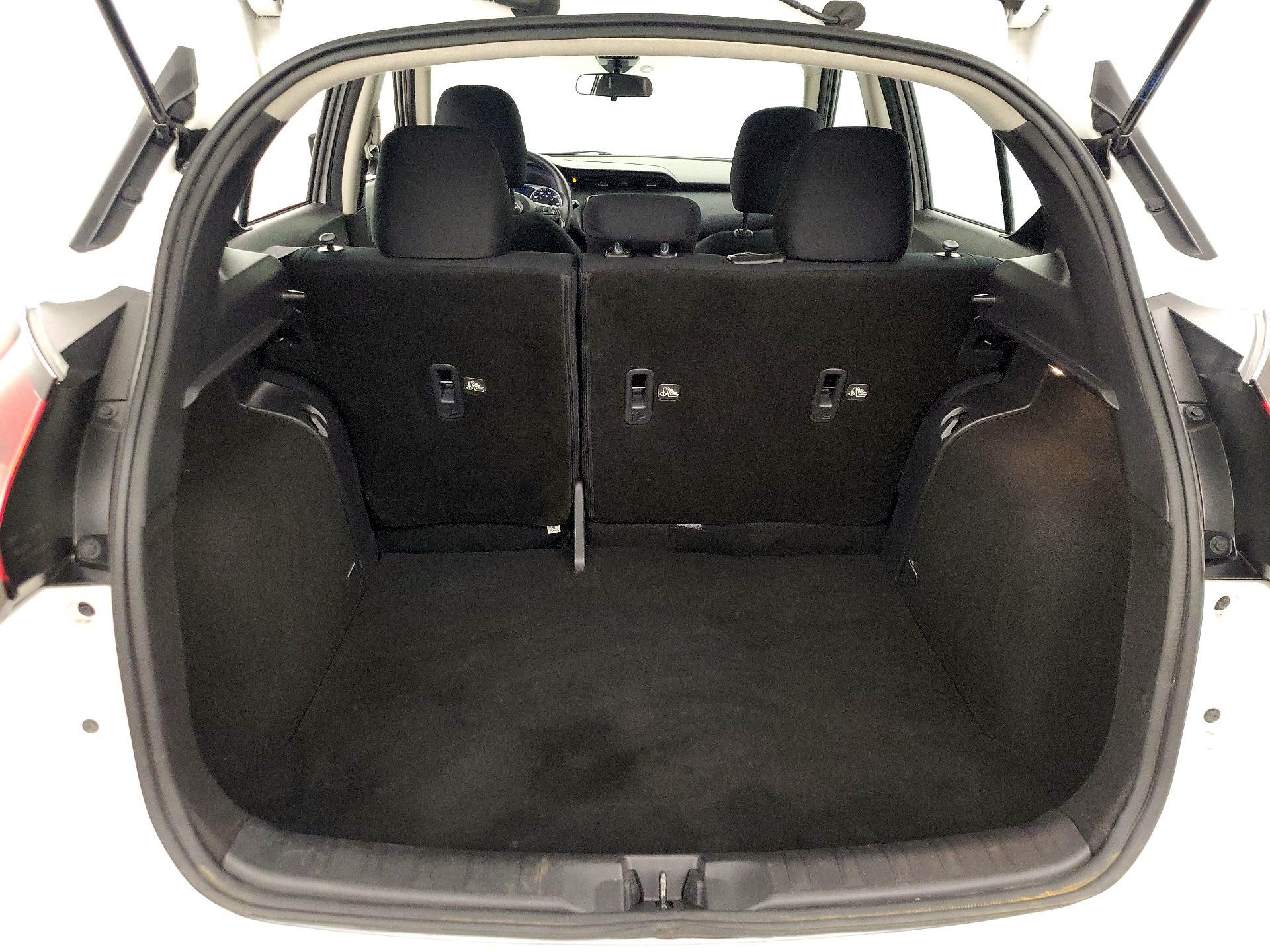 Thumbnail: 2023 Nissan Kicks - 20