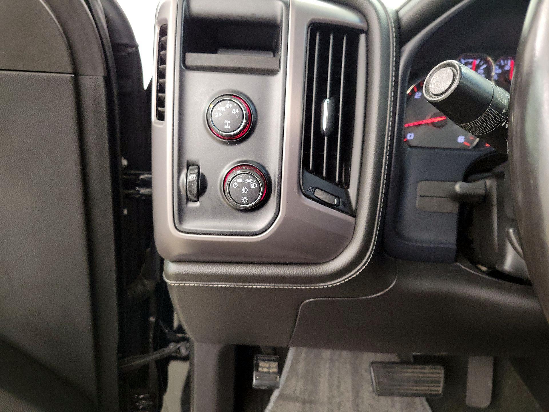 Thumbnail: 2015 GMC Sierra 1500 - 13