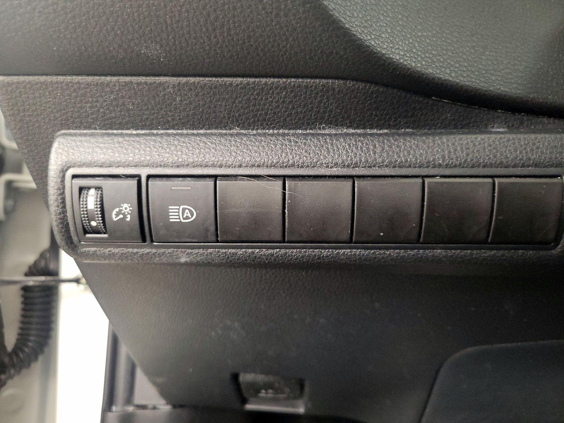 Thumbnail: 2021 Toyota Corolla - 13