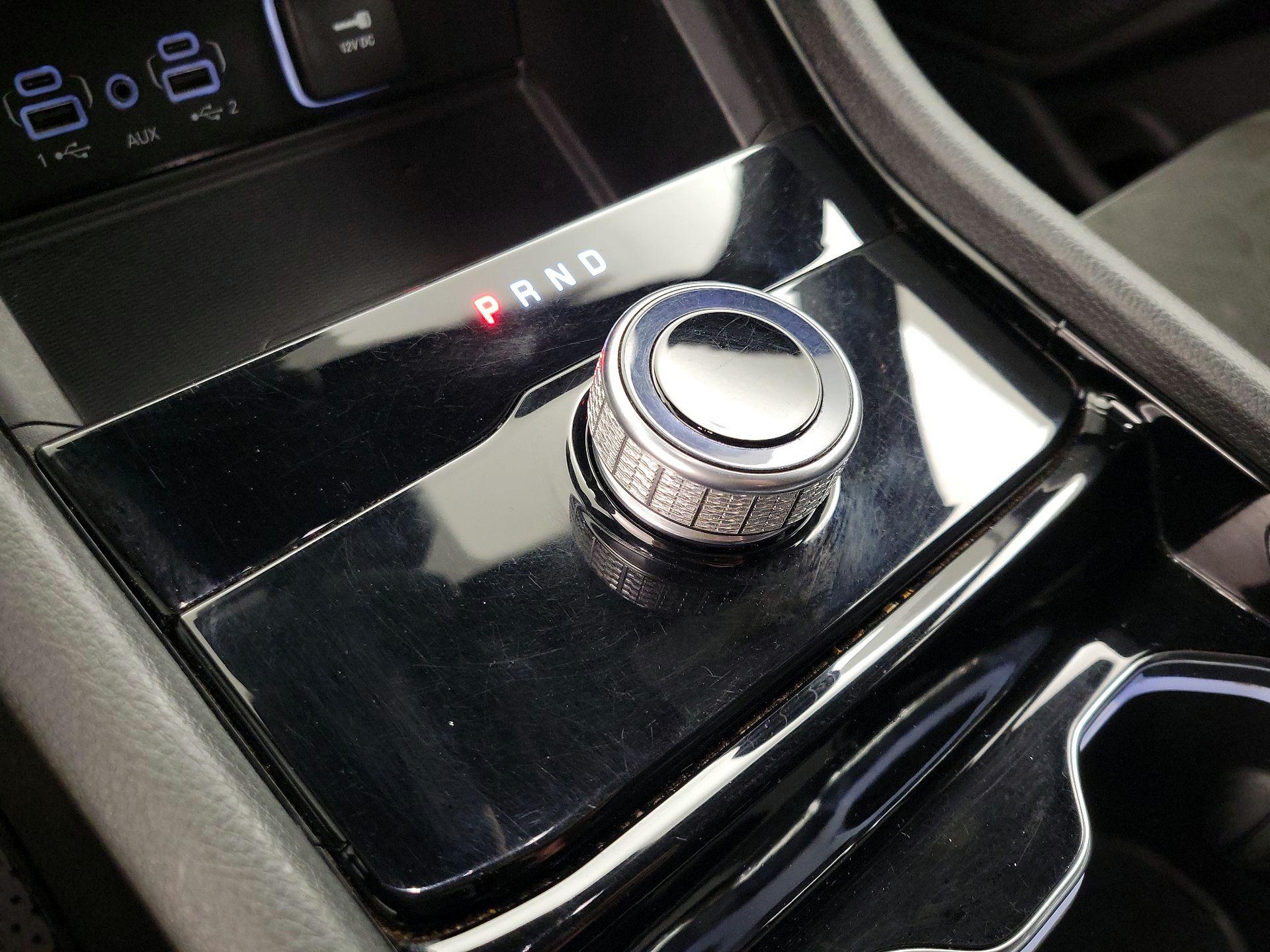 Thumbnail: 2023 Jeep Grand Cherokee - 17