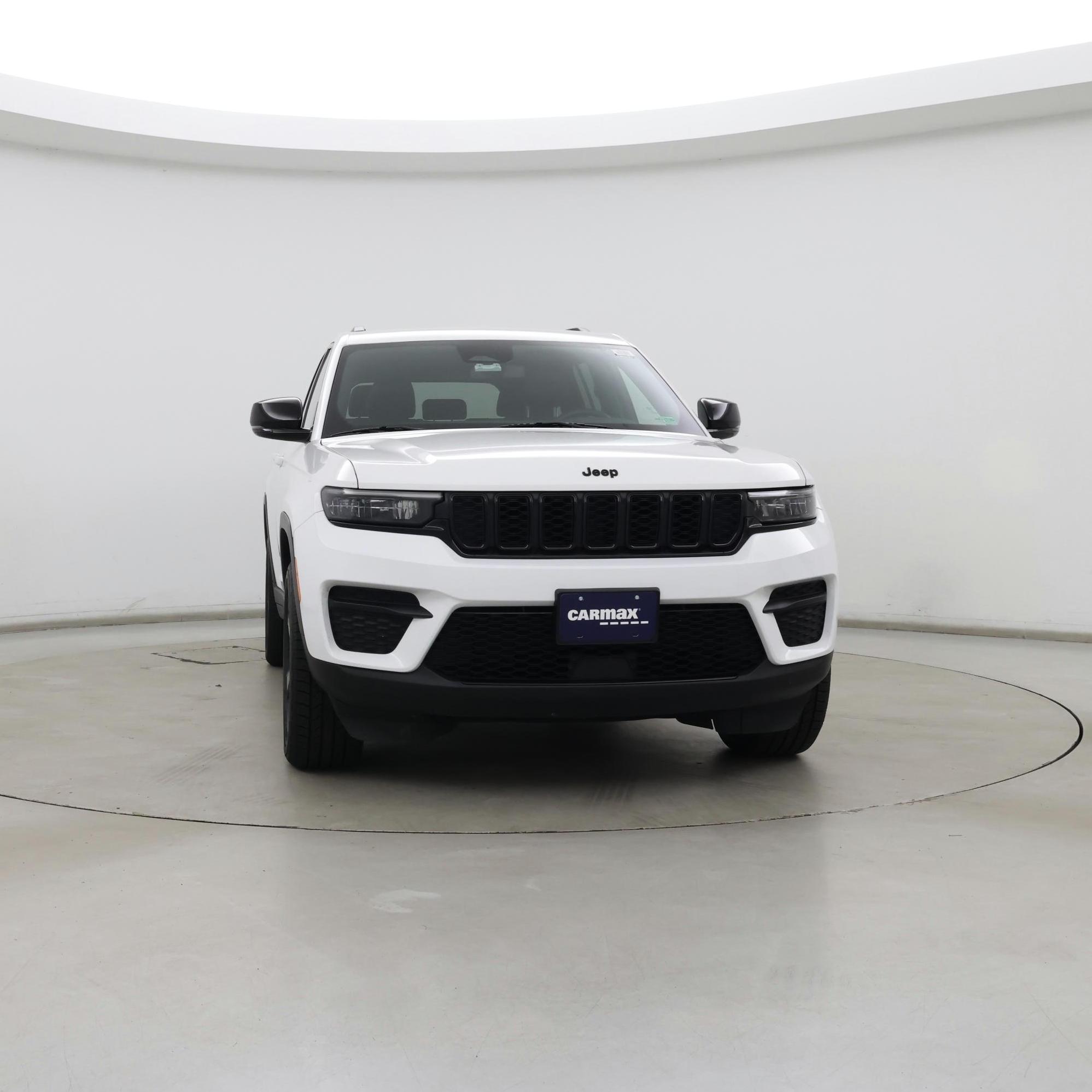 Thumbnail: 2023 Jeep Grand Cherokee - 5