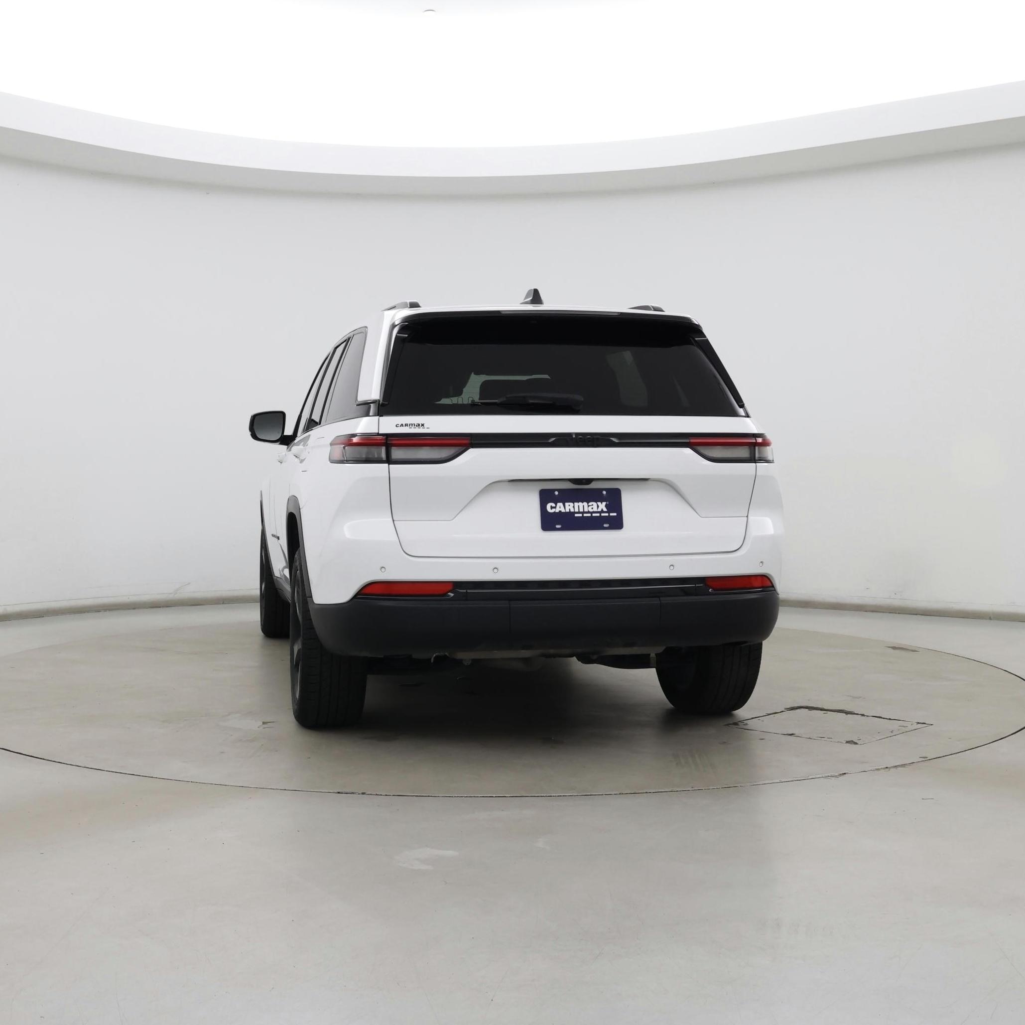 Thumbnail: 2023 Jeep Grand Cherokee - 6