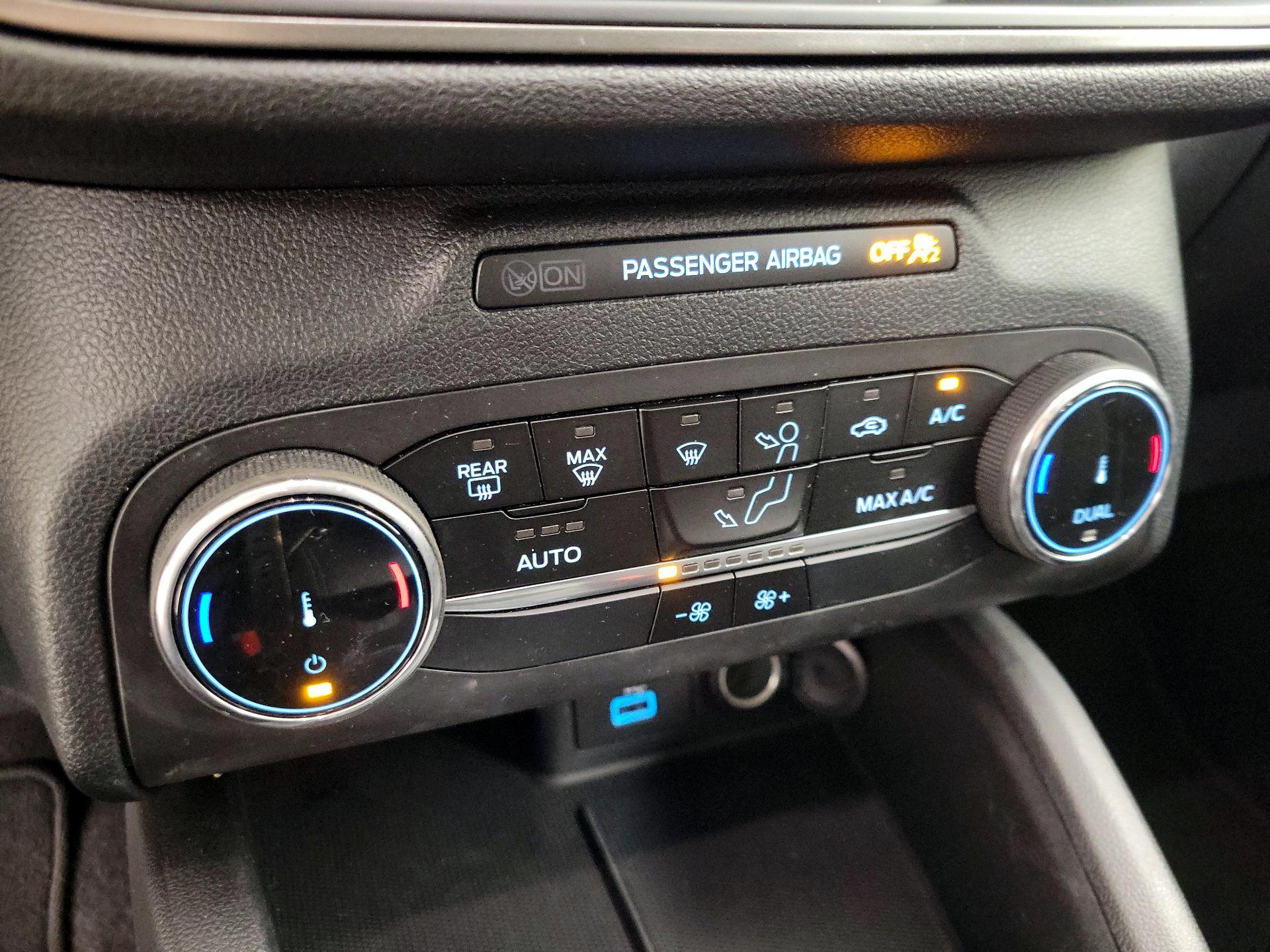 Thumbnail: 2023 Ford Escape - 16