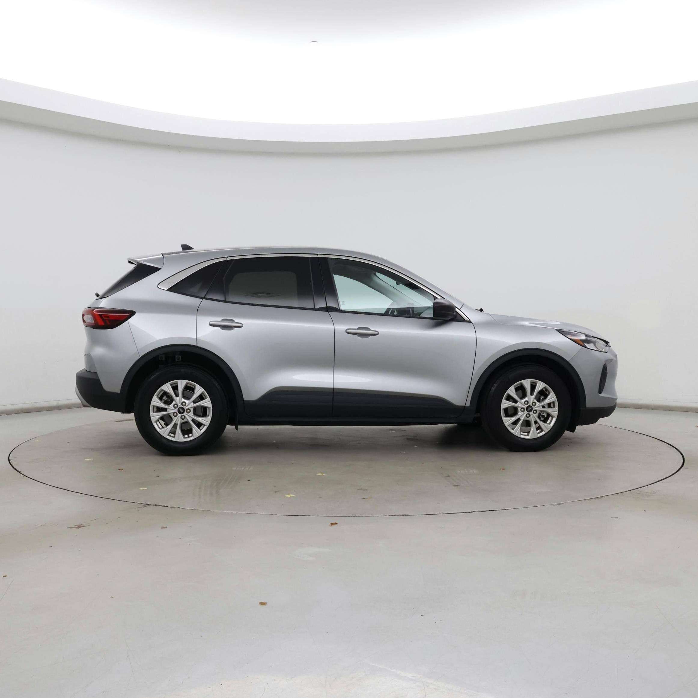 Thumbnail: 2023 Ford Escape - 7