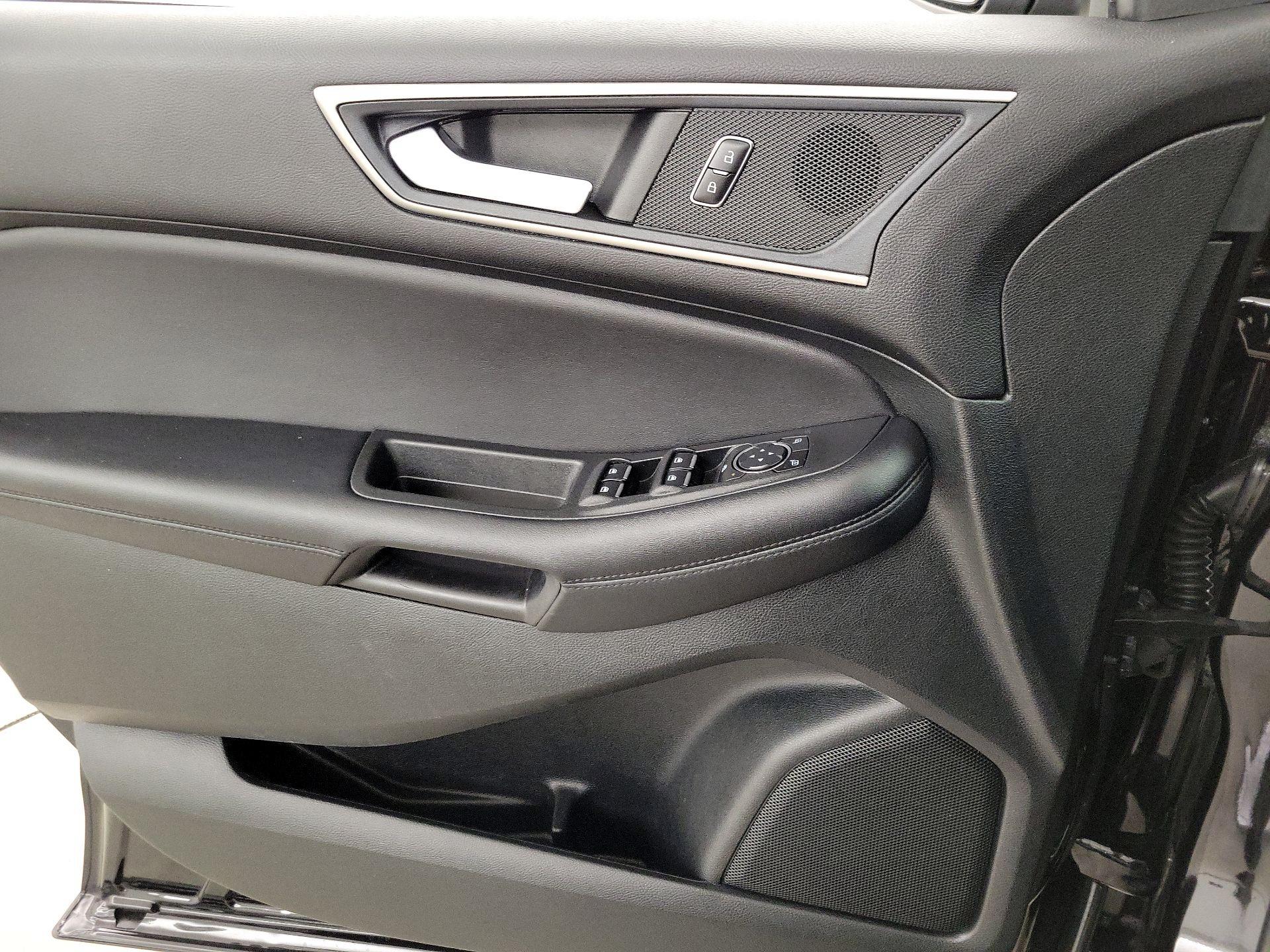 Thumbnail: 2023 Ford Edge - 12