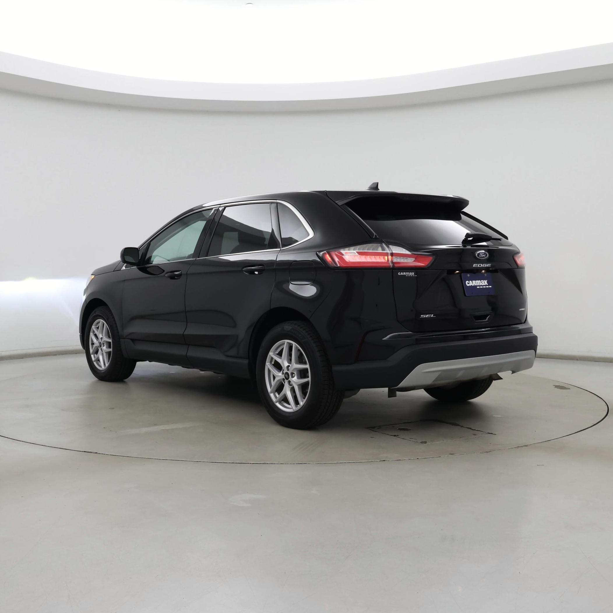 Thumbnail: 2023 Ford Edge - 2