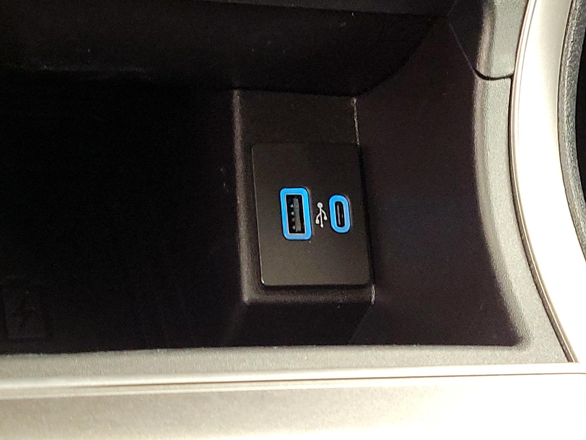 Thumbnail: 2023 Ford Edge - 19