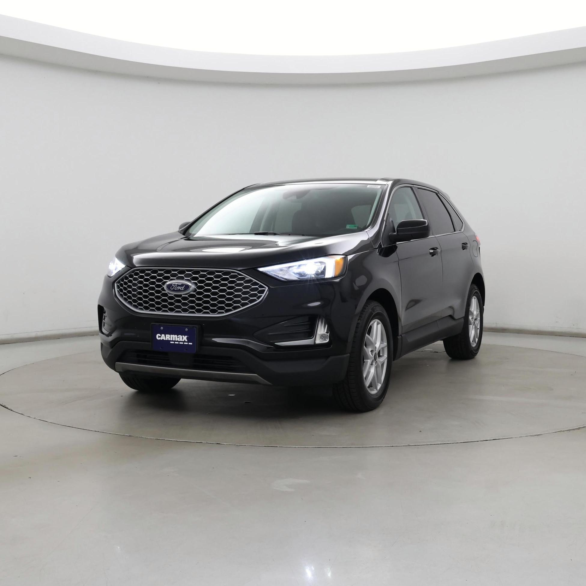 Thumbnail: 2023 Ford Edge - 4