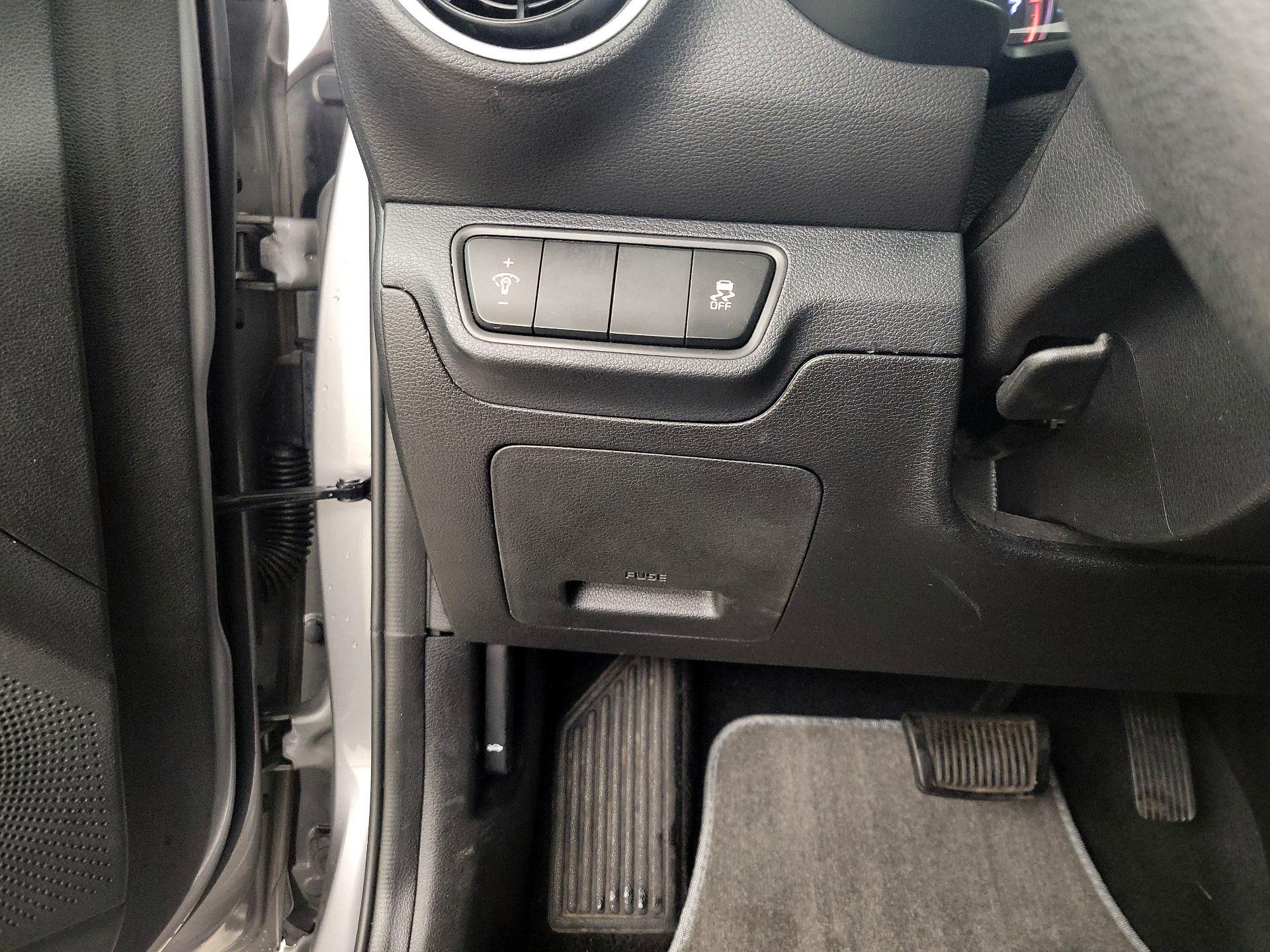 Thumbnail: 2023 Kia Forte - 13