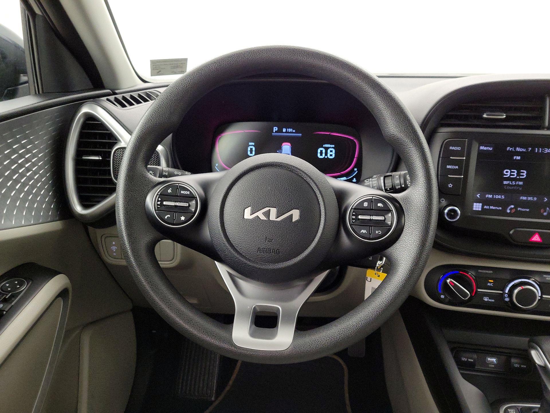 Thumbnail: 2023 Kia Soul - 10
