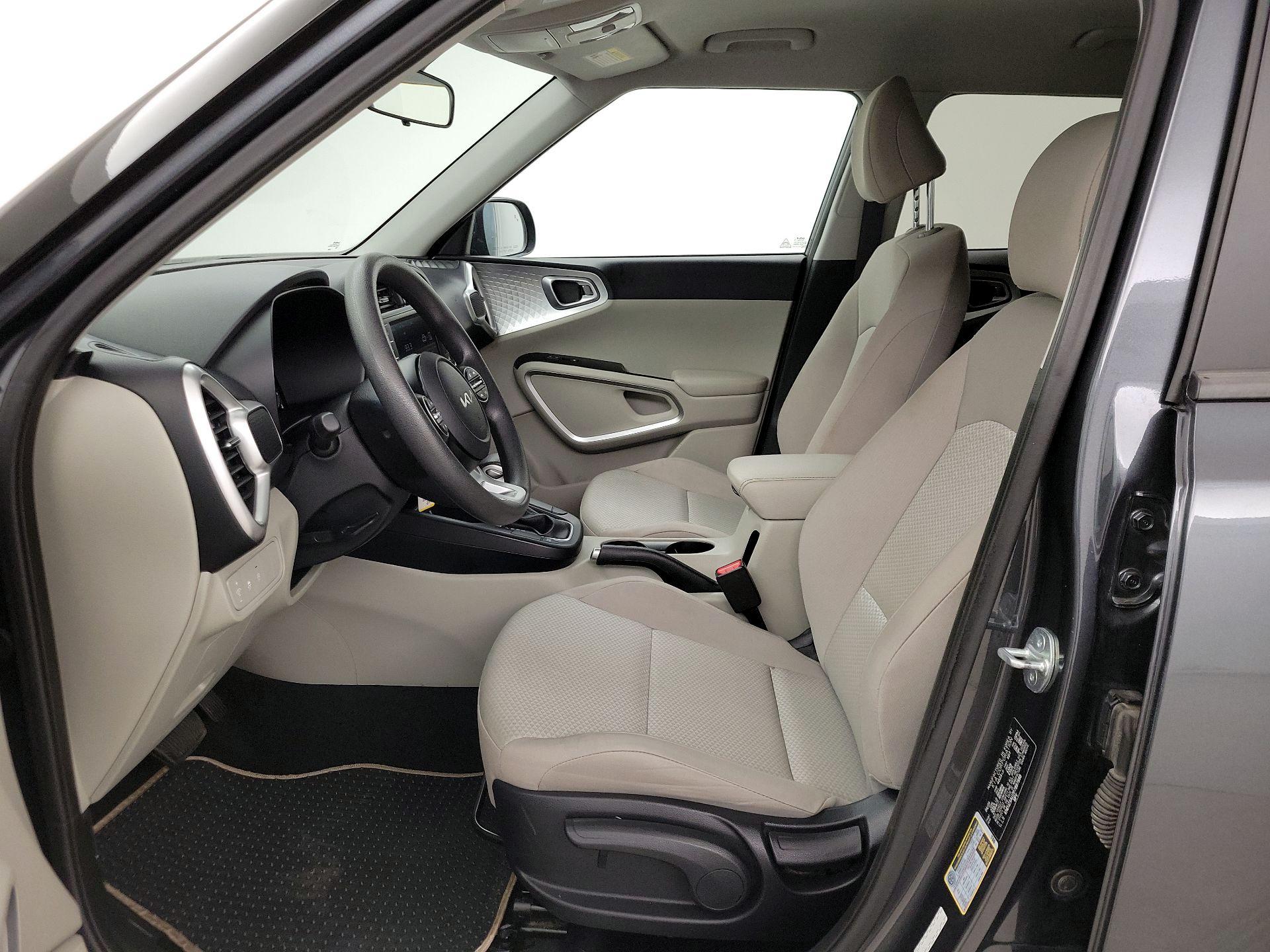 Thumbnail: 2023 Kia Soul - 11