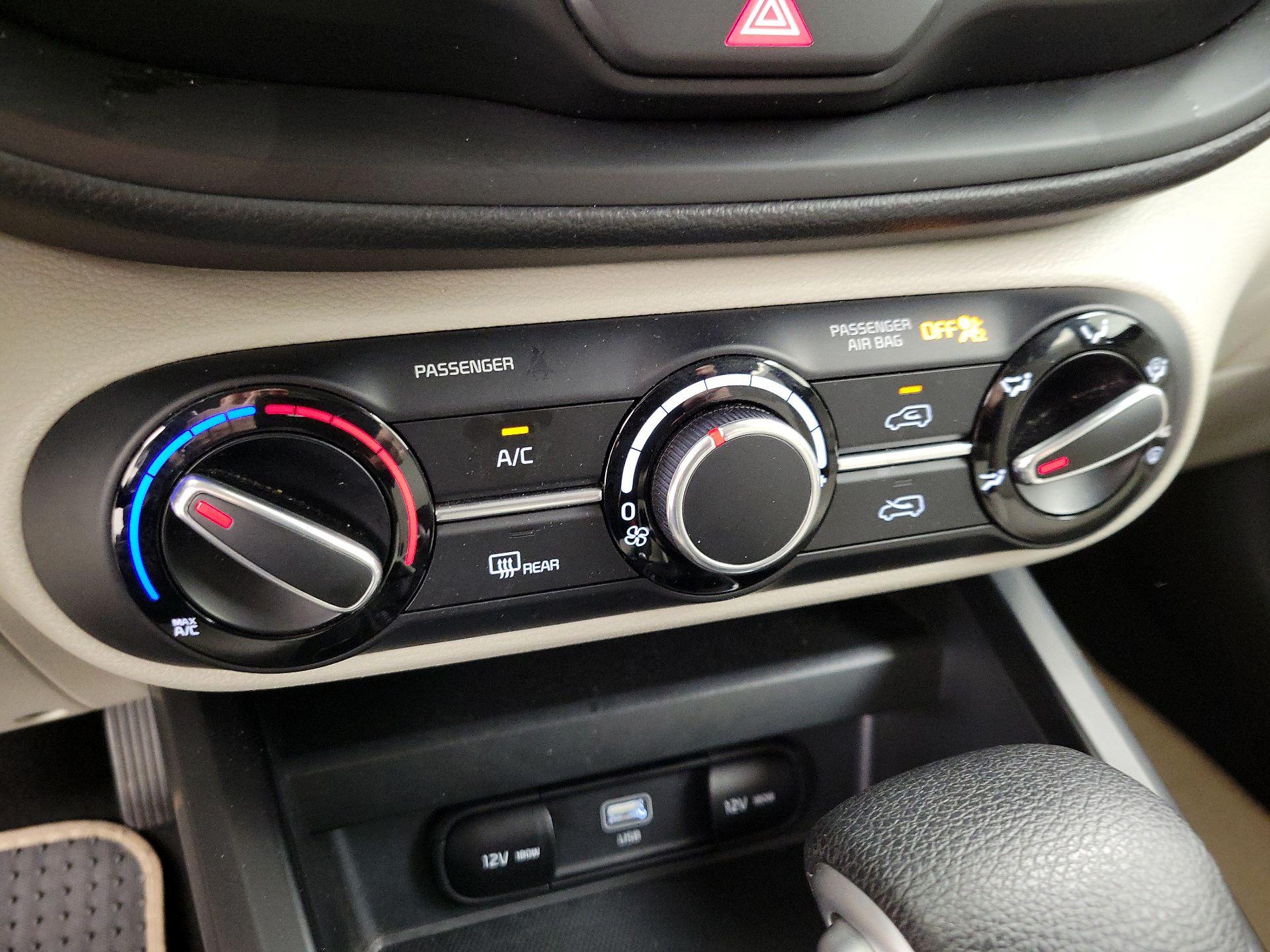 Thumbnail: 2023 Kia Soul - 16