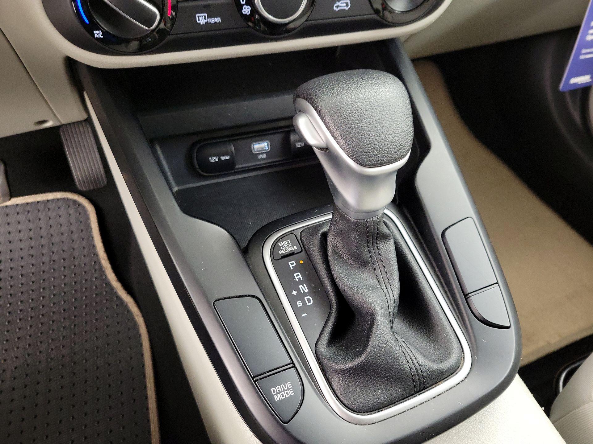 Thumbnail: 2023 Kia Soul - 17