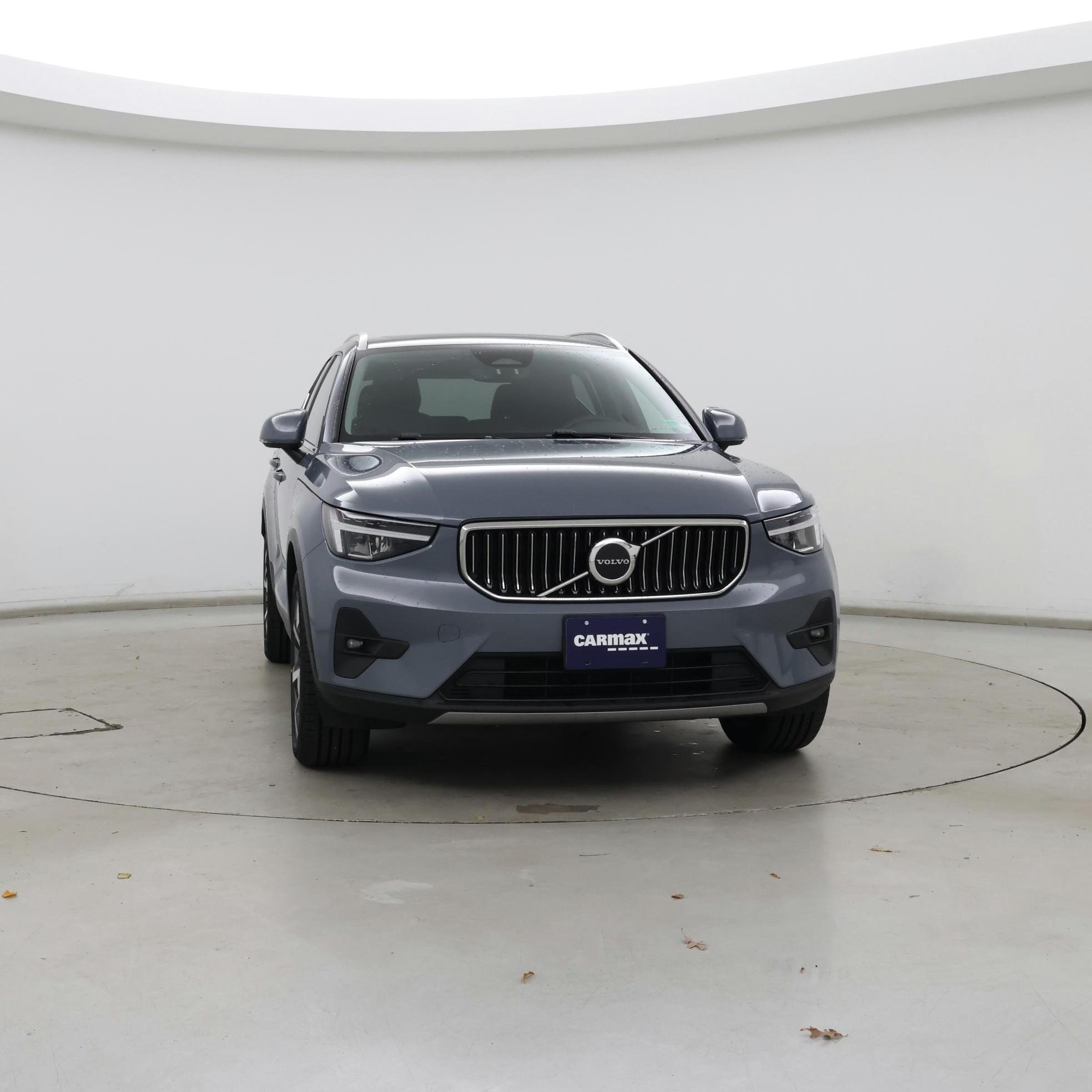 Thumbnail: 2023 Volvo XC40 - 5