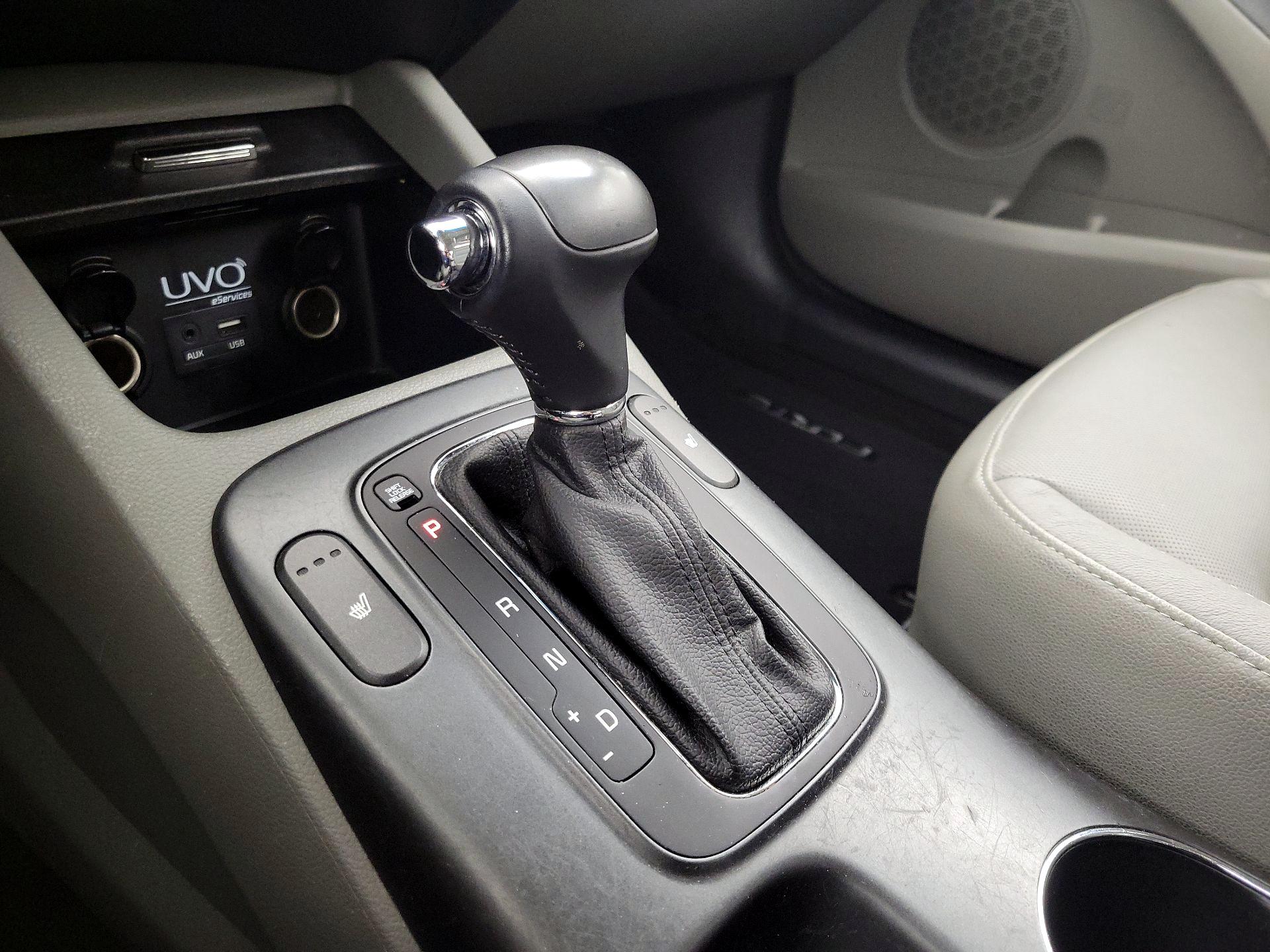 Thumbnail: 2016 Kia Forte - 18