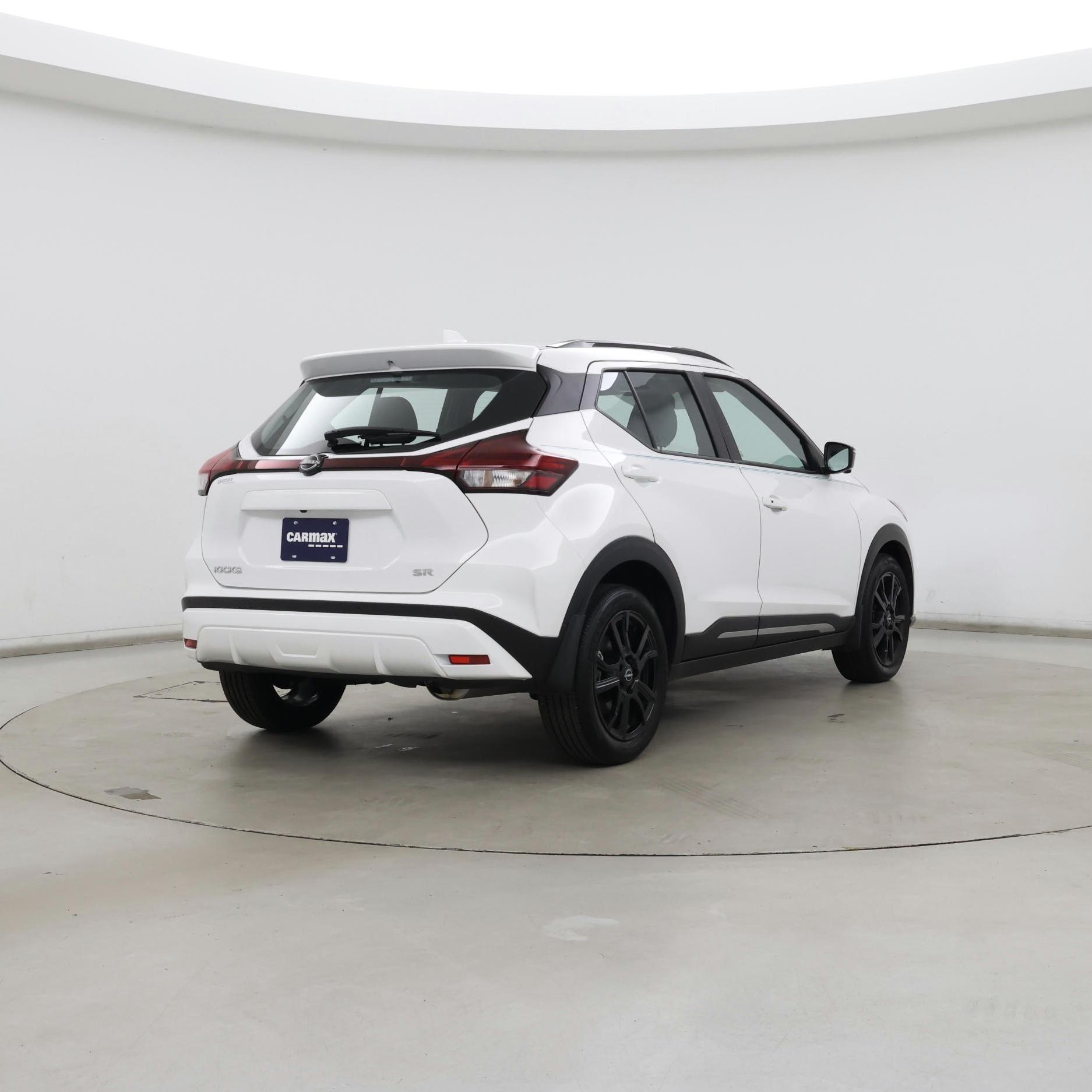 Thumbnail: 2024 Nissan Kicks - 8