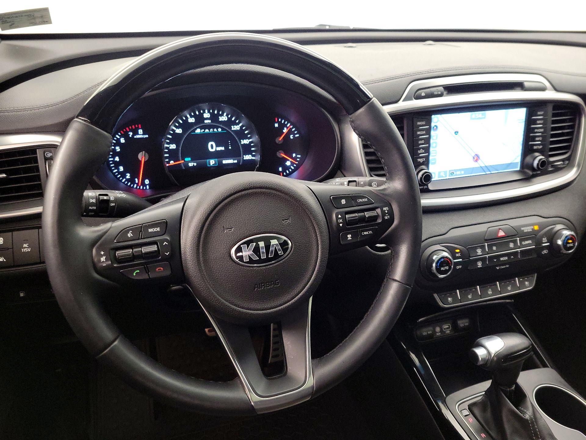 Thumbnail: 2018 Kia Sorento - 10