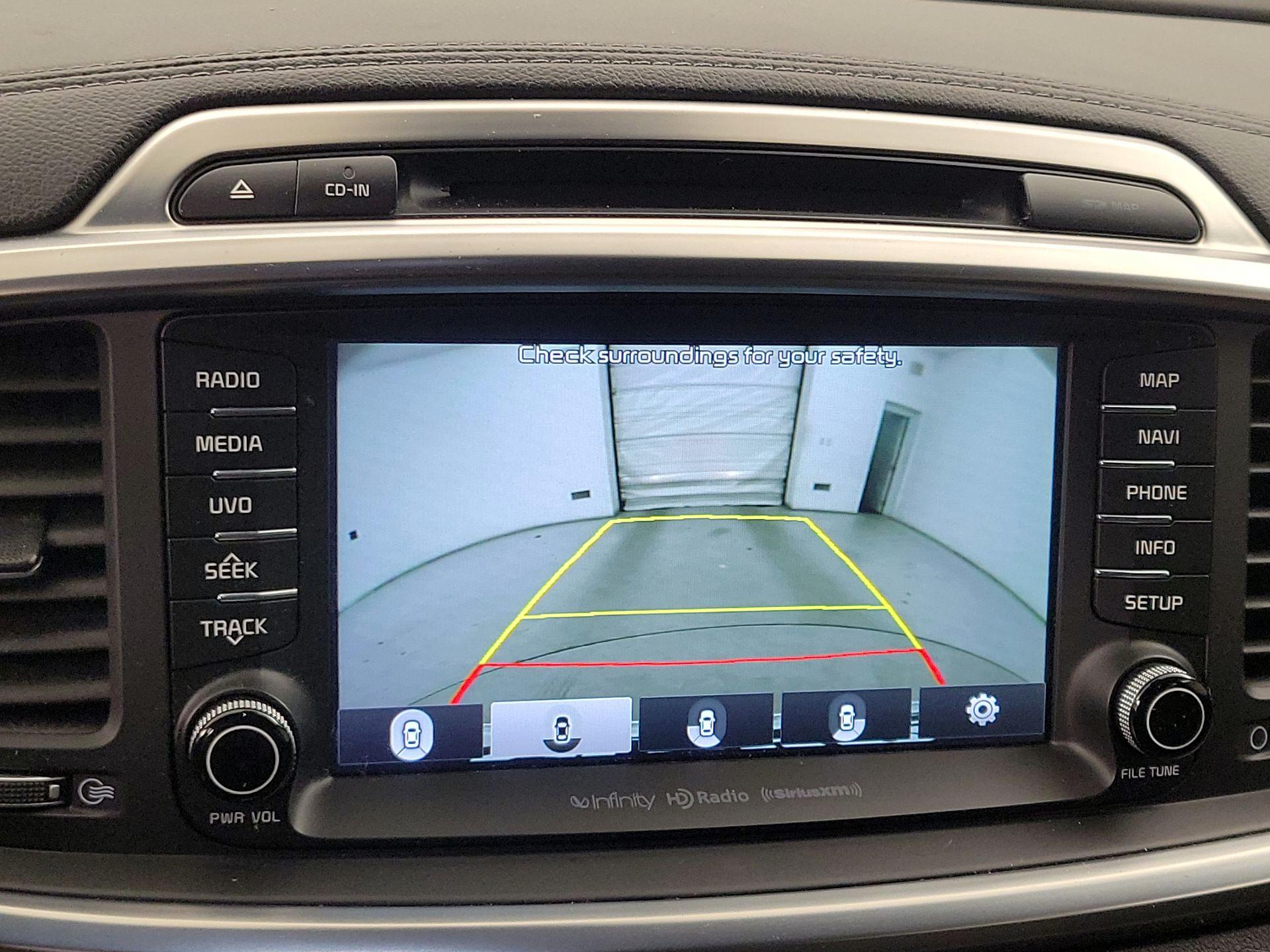 Thumbnail: 2018 Kia Sorento - 15