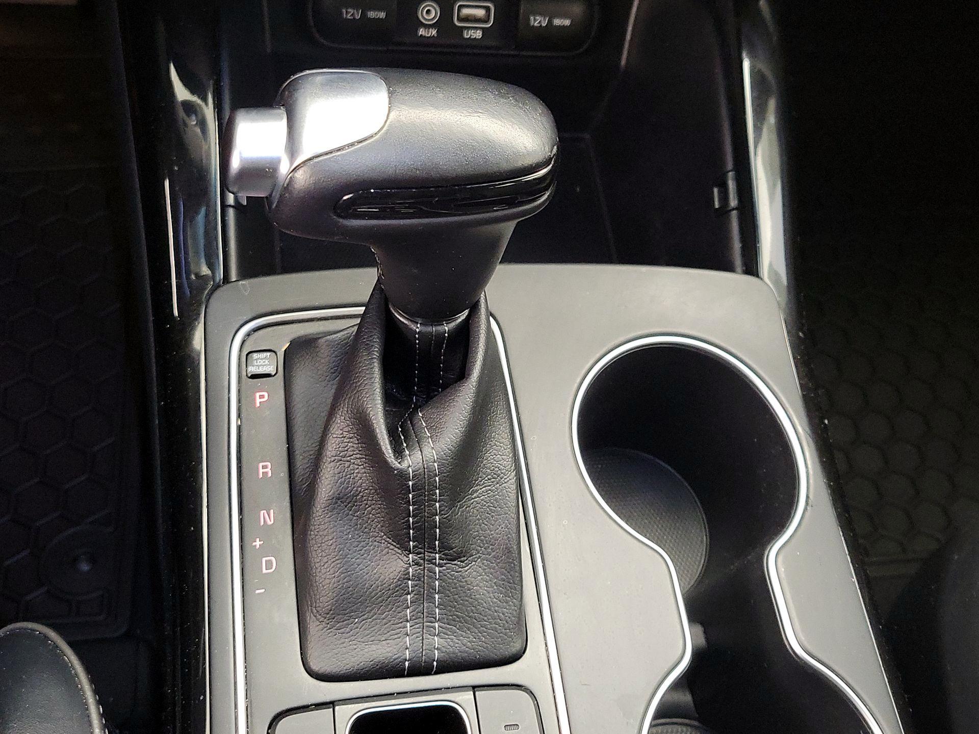 Thumbnail: 2018 Kia Sorento - 18