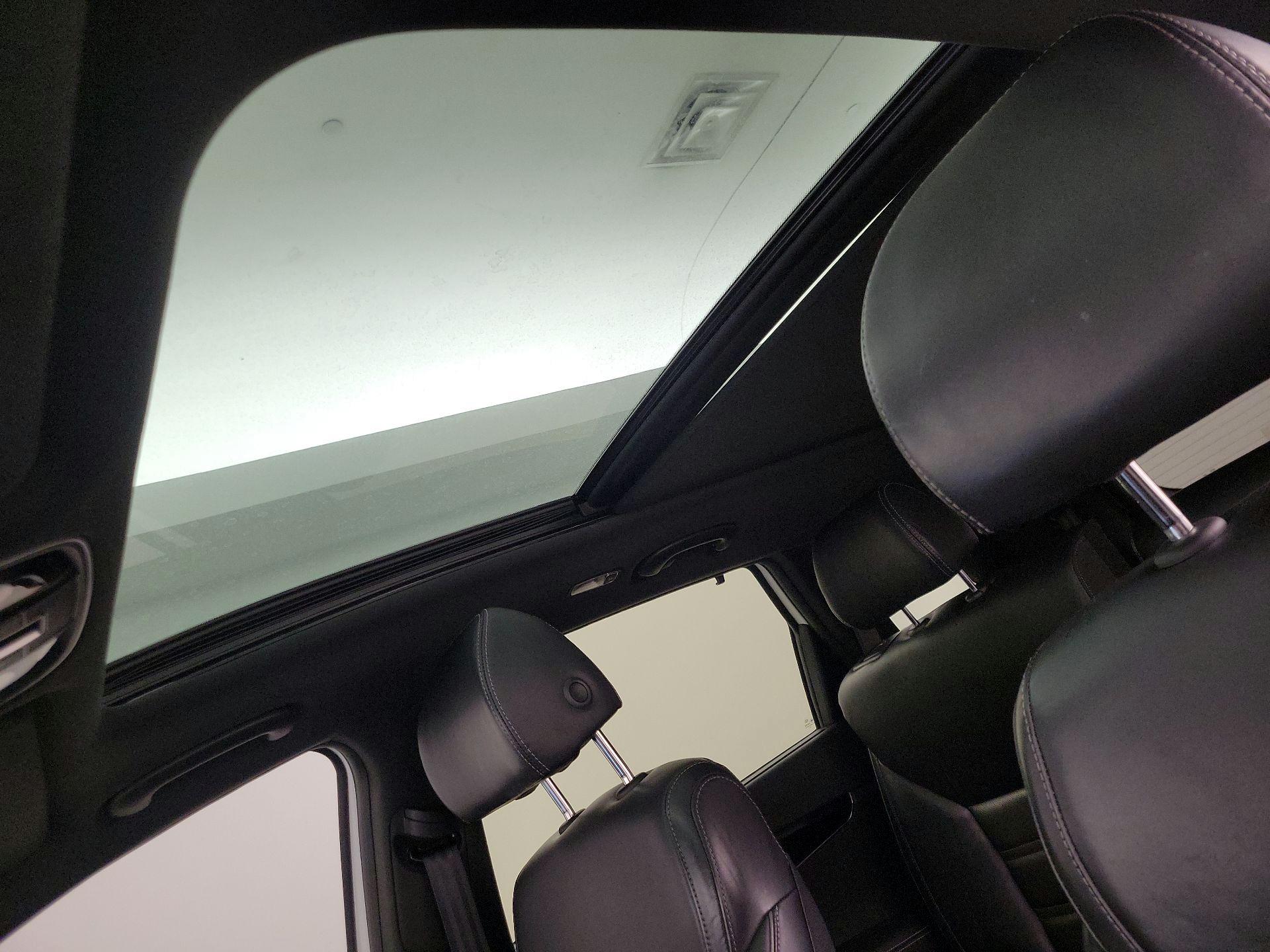 Thumbnail: 2018 Kia Sorento - 20