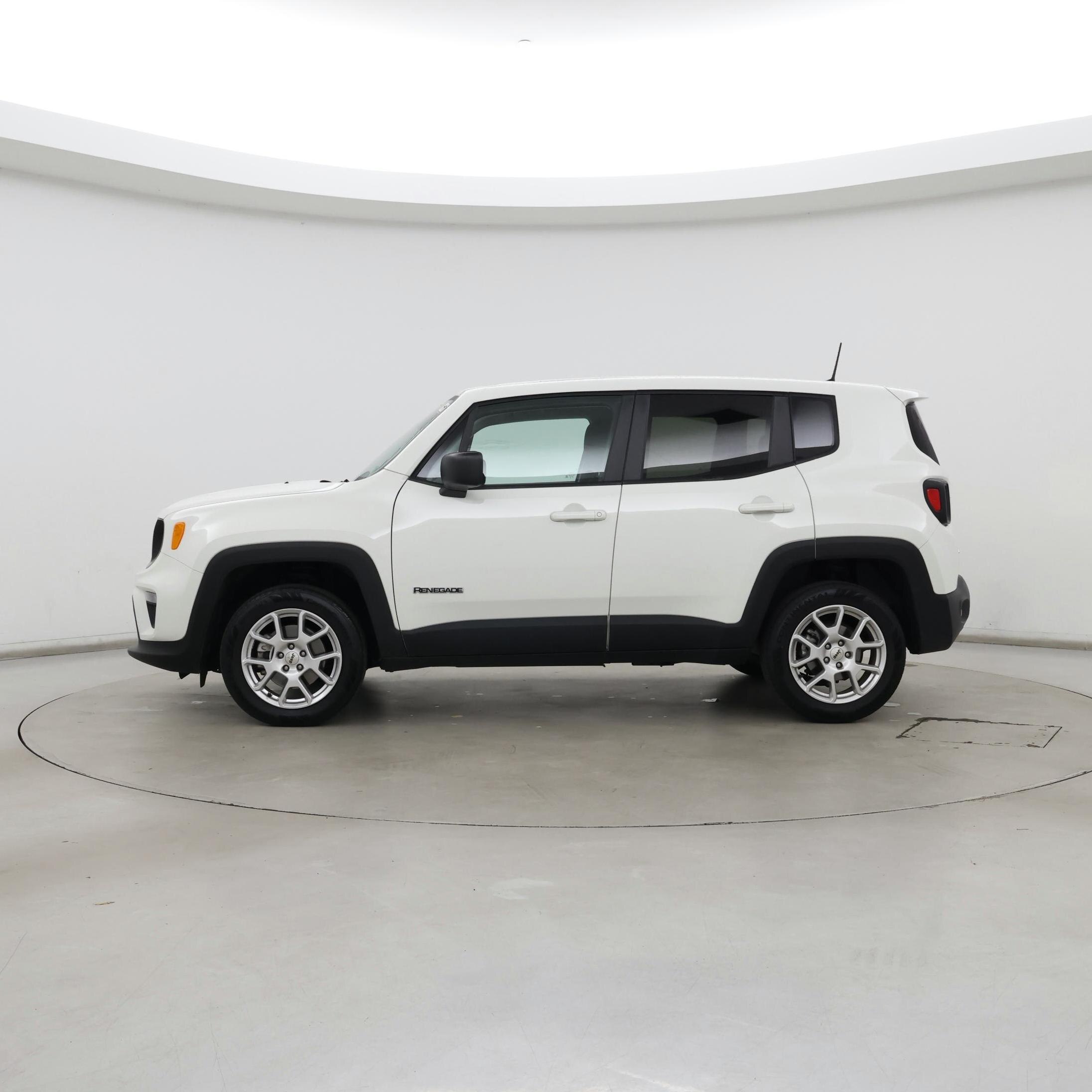 Thumbnail: 2023 Jeep Renegade - 3