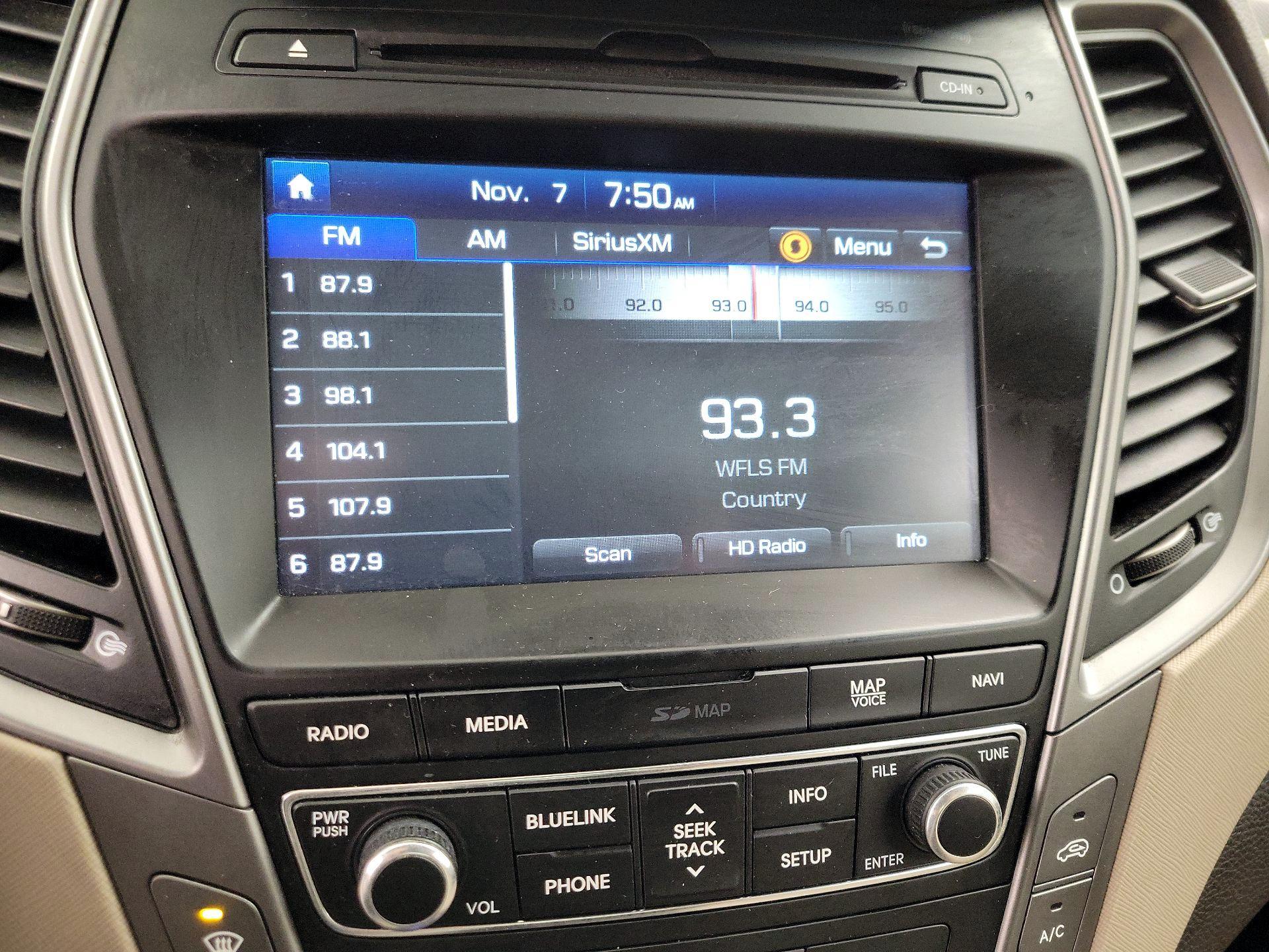 Thumbnail: 2017 Hyundai Santa Fe - 16