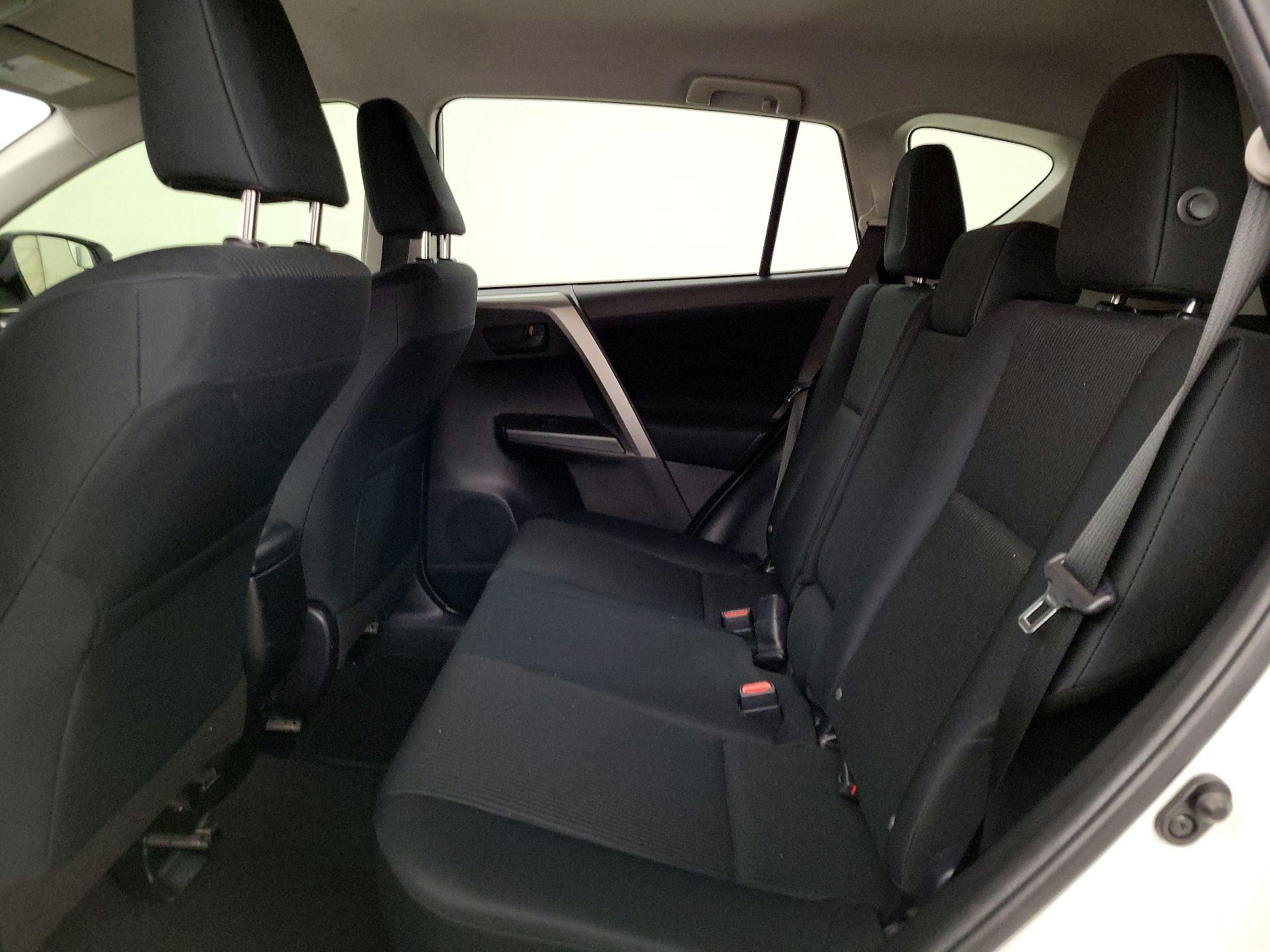 Thumbnail: 2017 Toyota RAV4 - 19