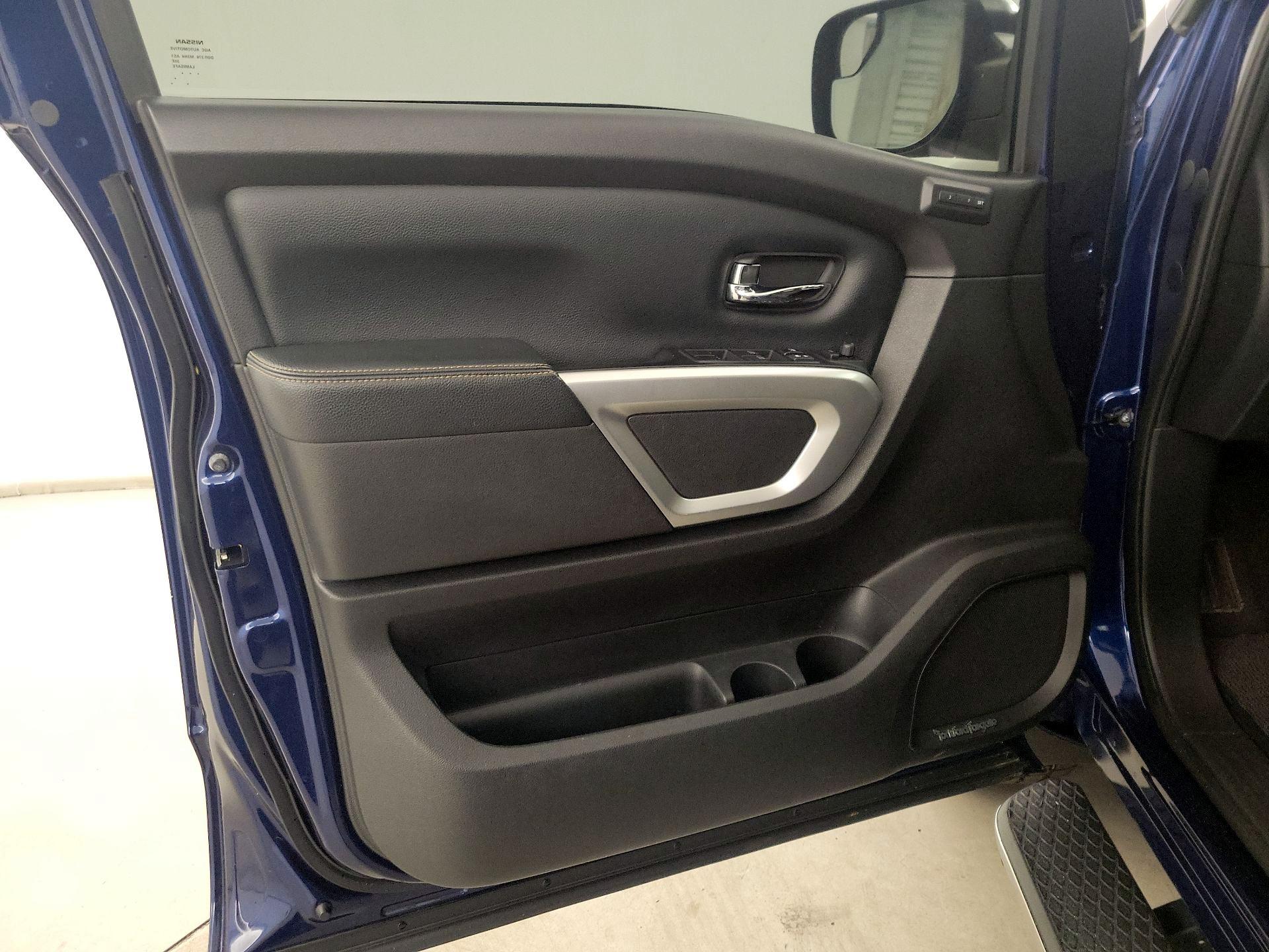 Thumbnail: 2018 Nissan Titan - 12