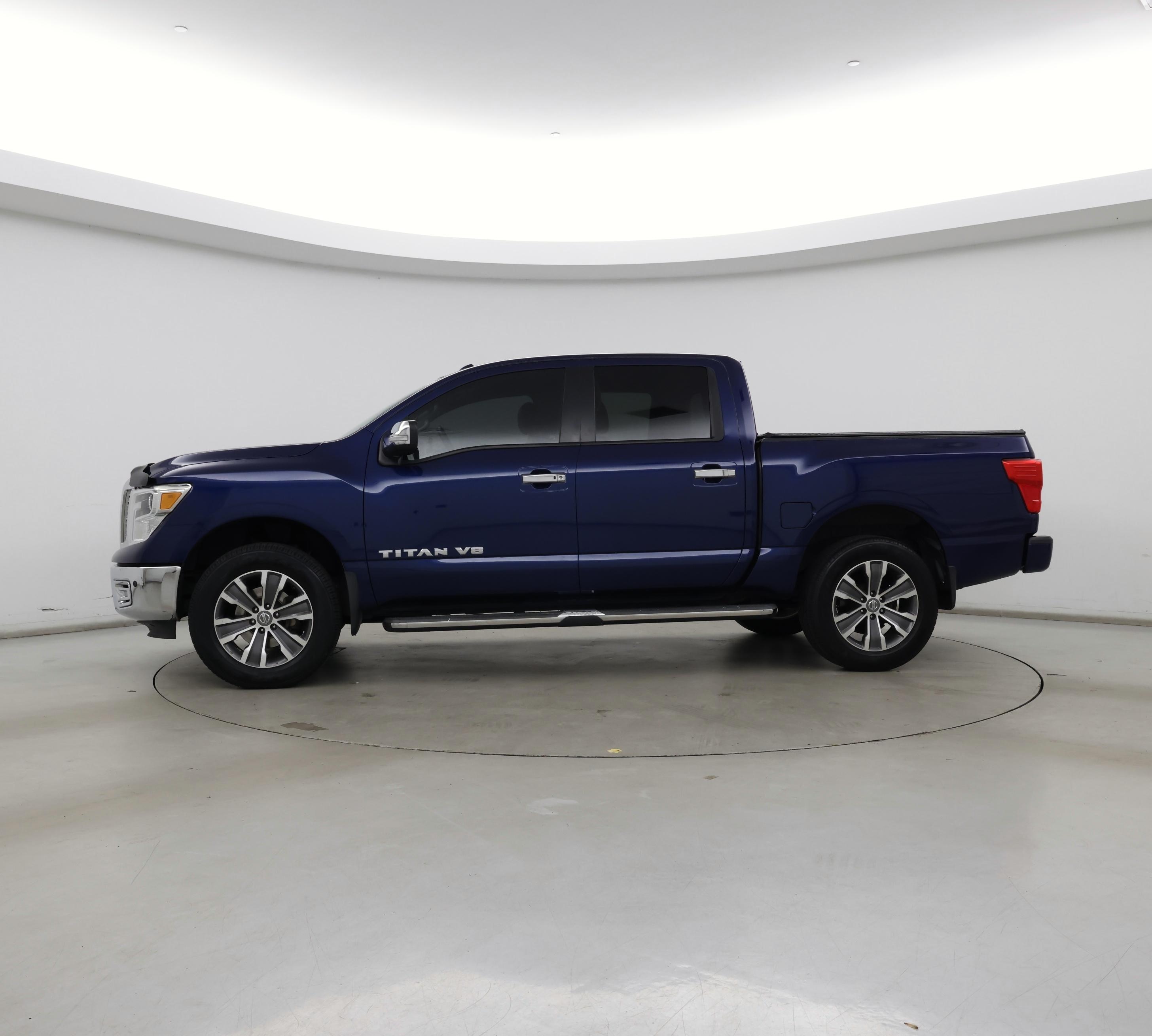 Thumbnail: 2018 Nissan Titan - 3