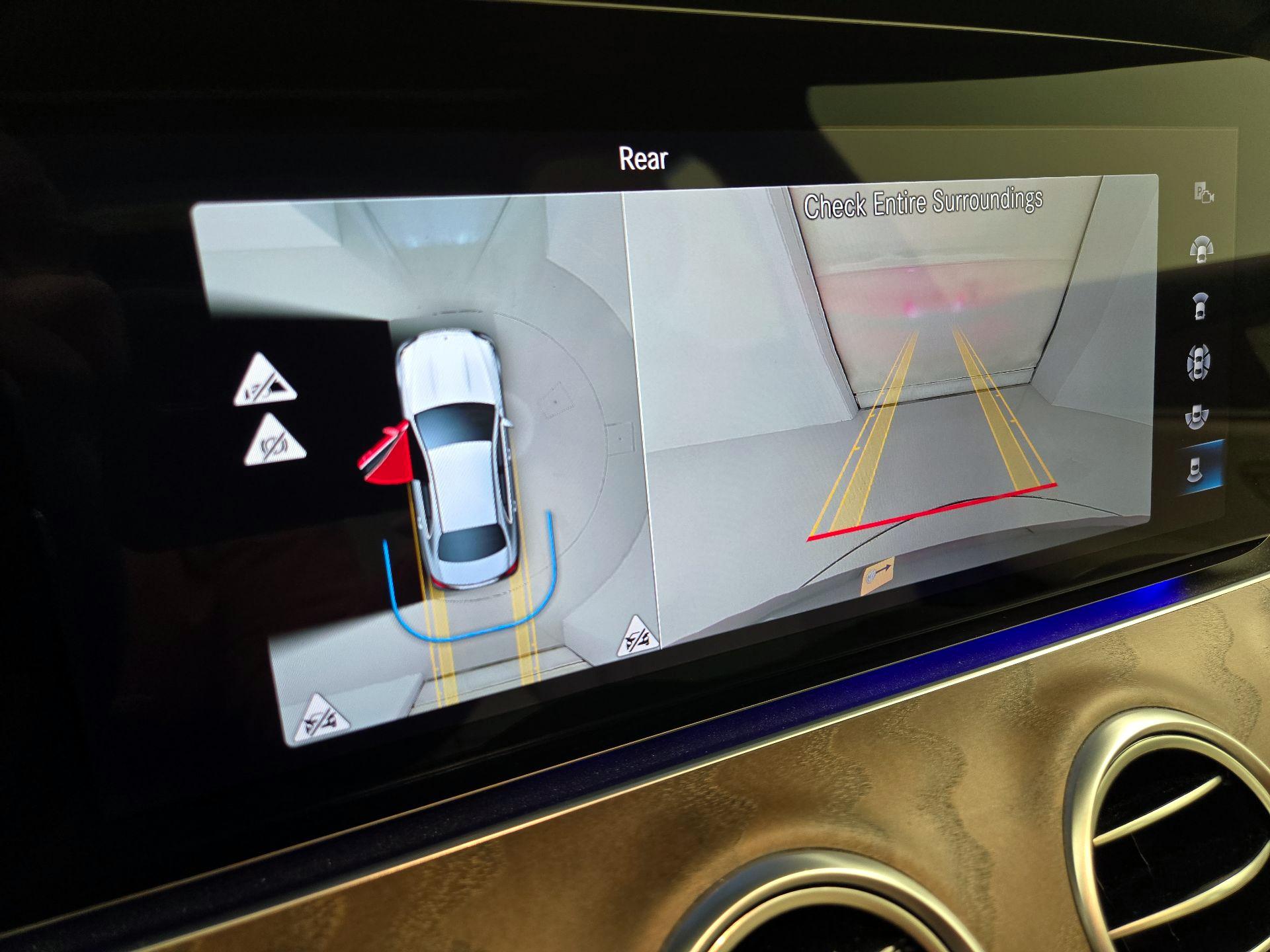 Thumbnail: 2022 Mercedes-Benz E-Class - 15