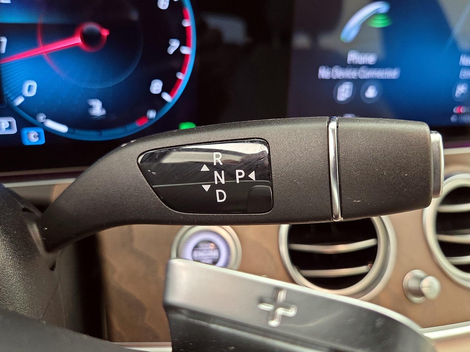 Thumbnail: 2022 Mercedes-Benz E-Class - 18