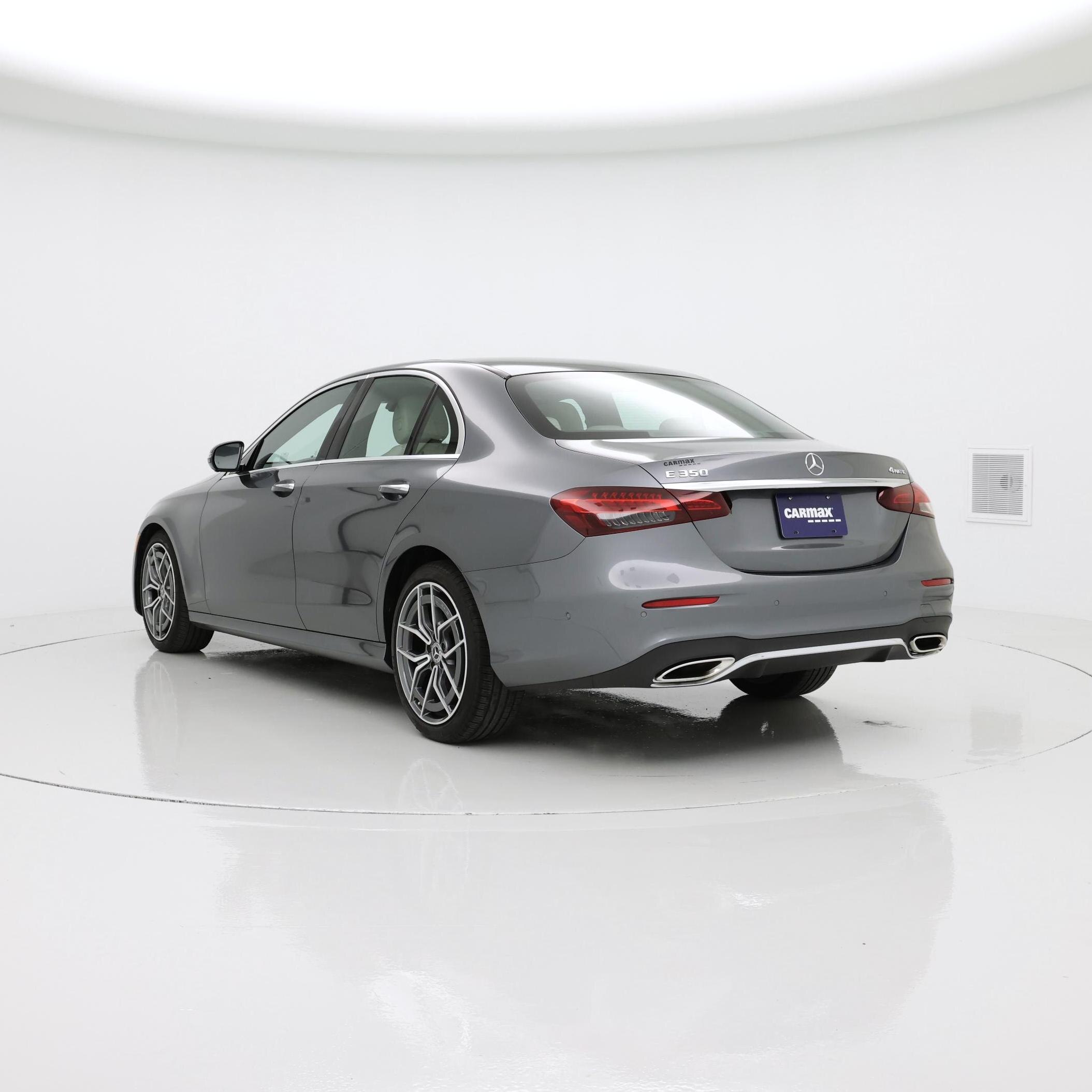 Thumbnail: 2022 Mercedes-Benz E-Class - 2