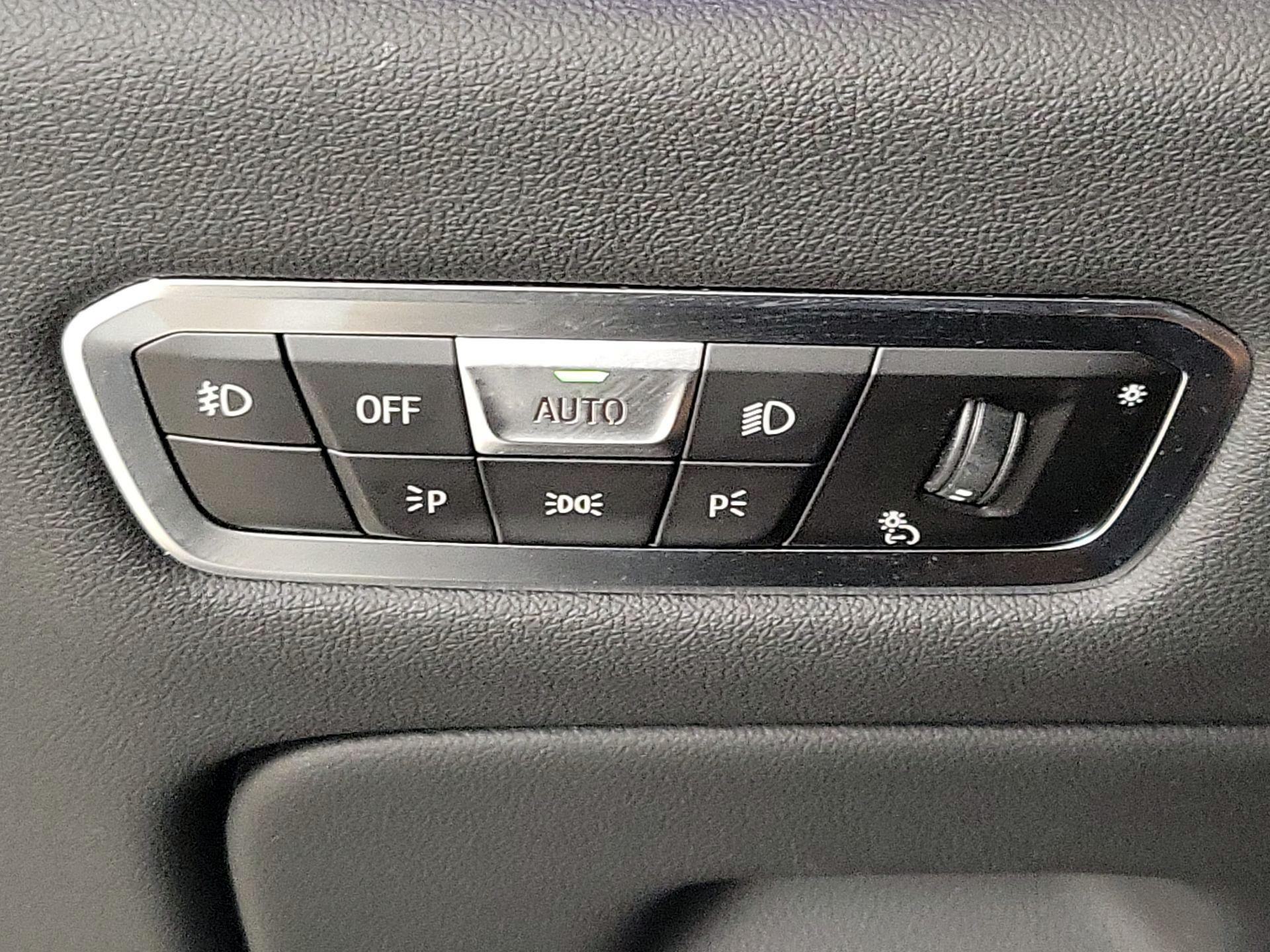 Thumbnail: 2021 BMW X5 - 13