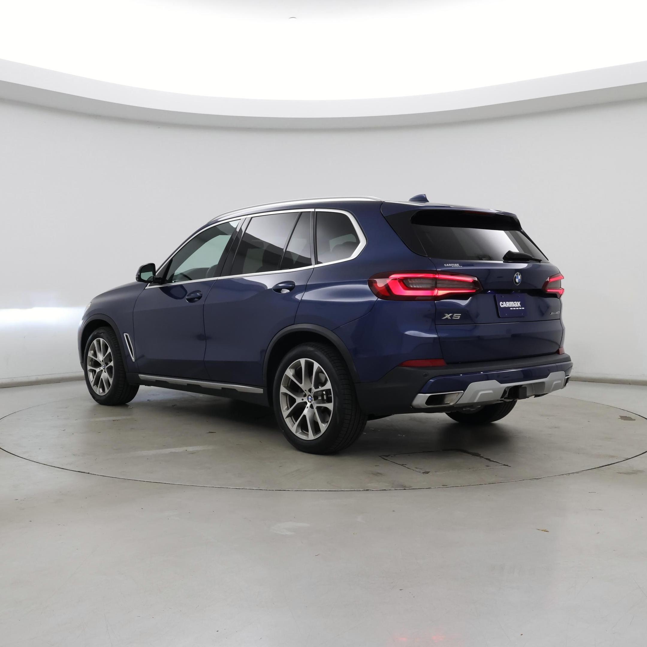 Thumbnail: 2021 BMW X5 - 2